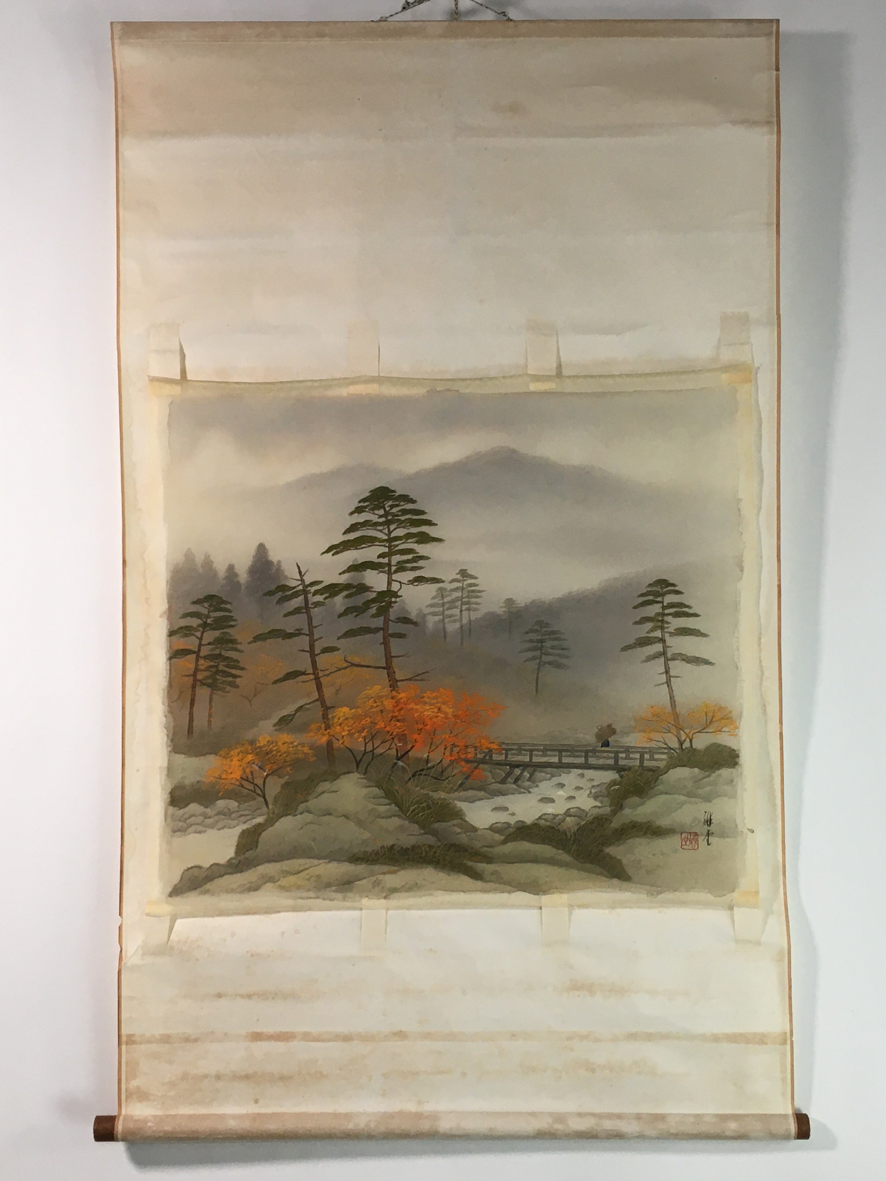 Japanese Hanging Scroll Vtg Kakejiku Kakemono Bridge River Man SC754