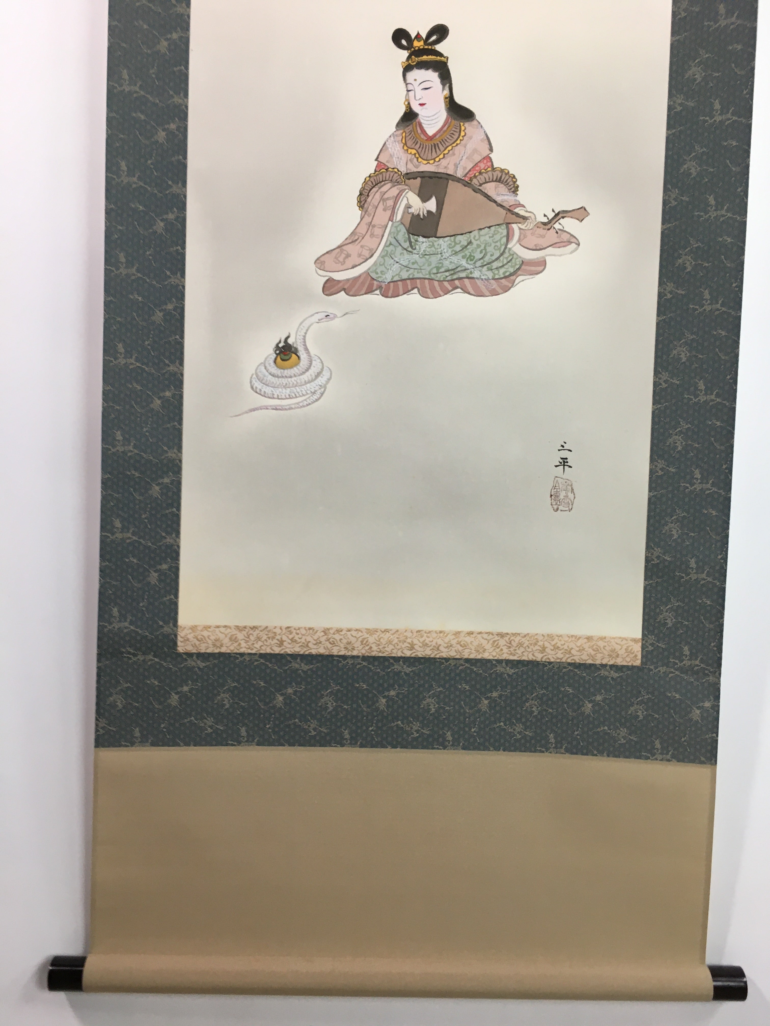 Japanese Hanging Scroll Vtg Kakejiku Kakemono Celestial Maiden SC719