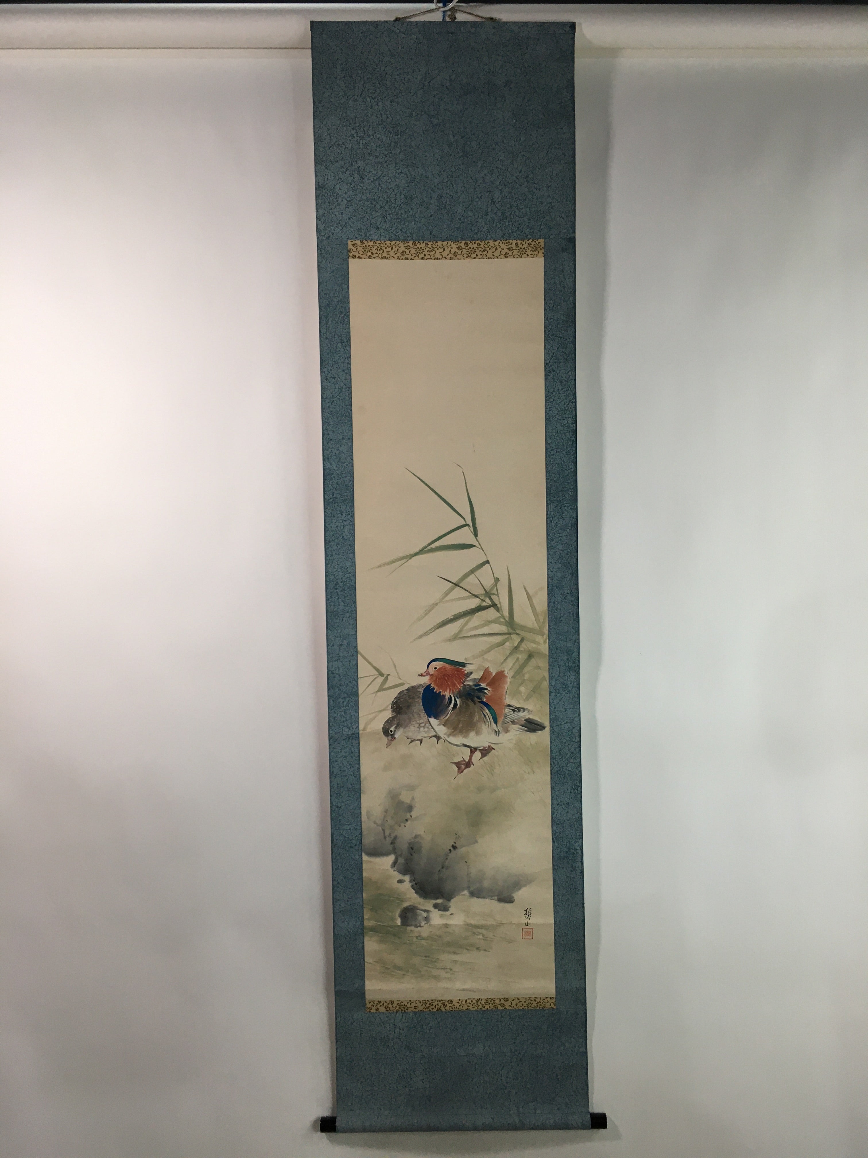 Japanese Hanging Scroll Vtg Kakejiku Kakemono Duck Chick Pond SC745