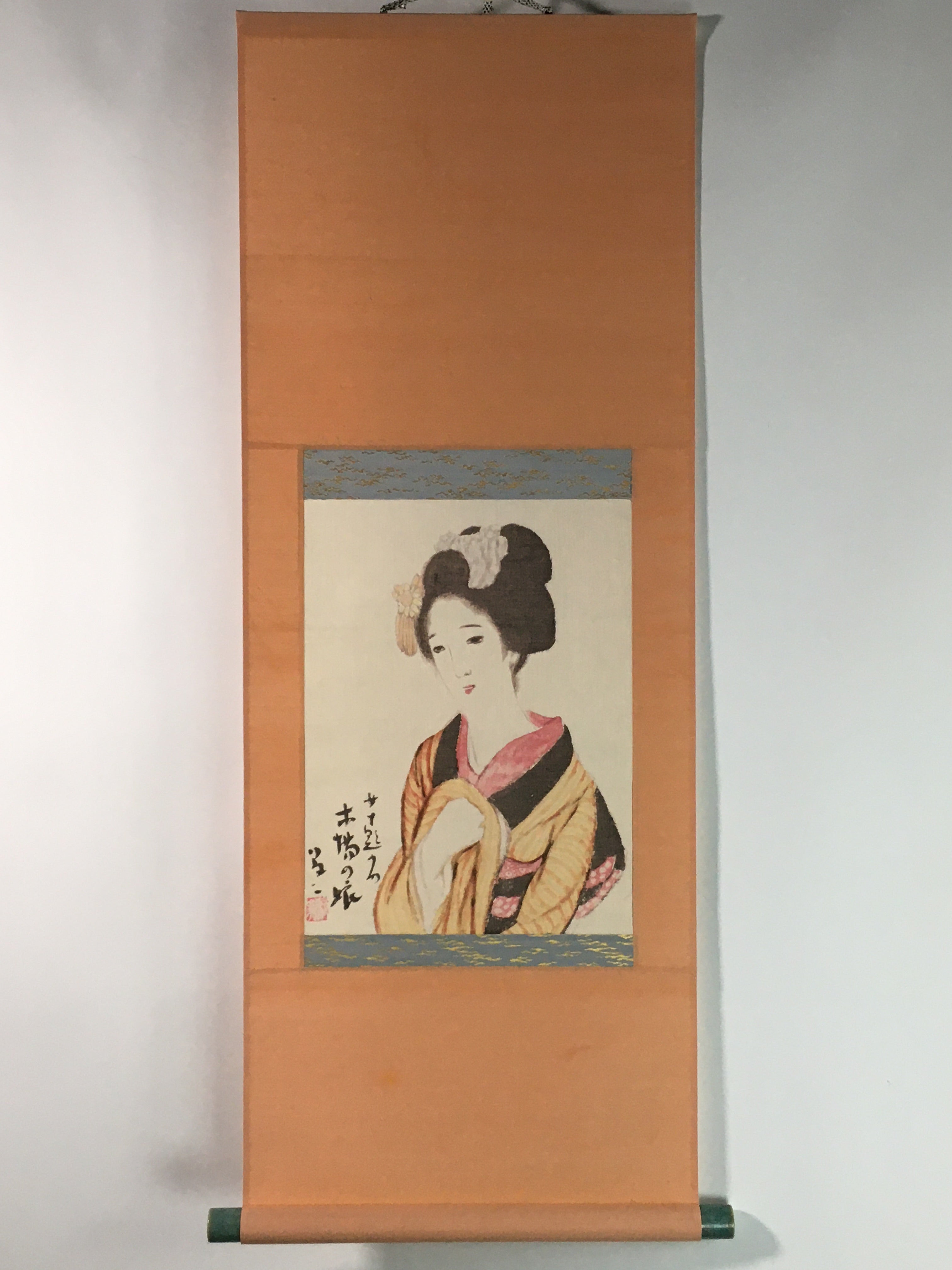 Japanese Hanging Scroll Vtg Kakejiku Kakemono Kimono Young Lady Geisha SC729