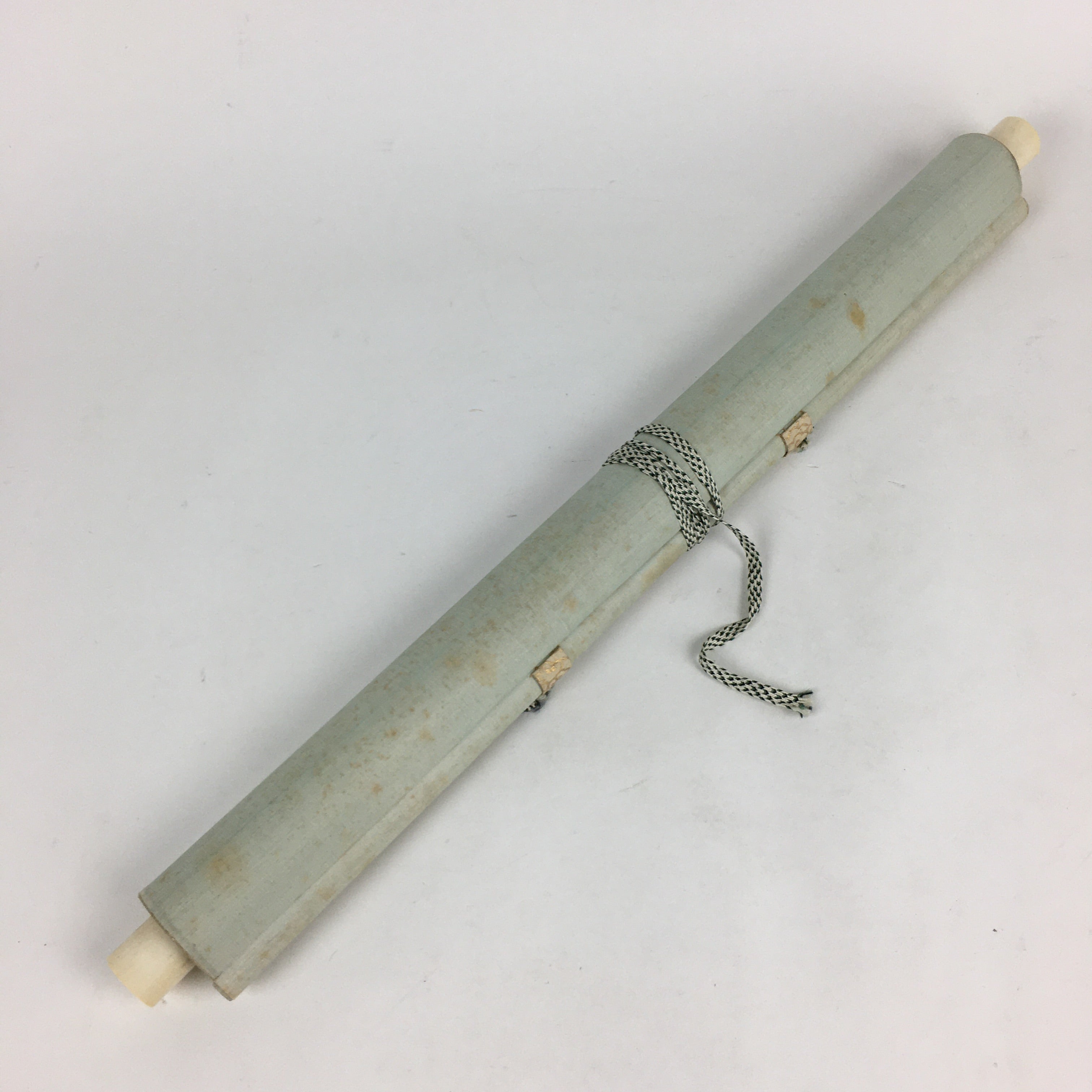 Japanese Hanging Scroll Vtg Kakejiku Kakemono Man's Portrait SC716