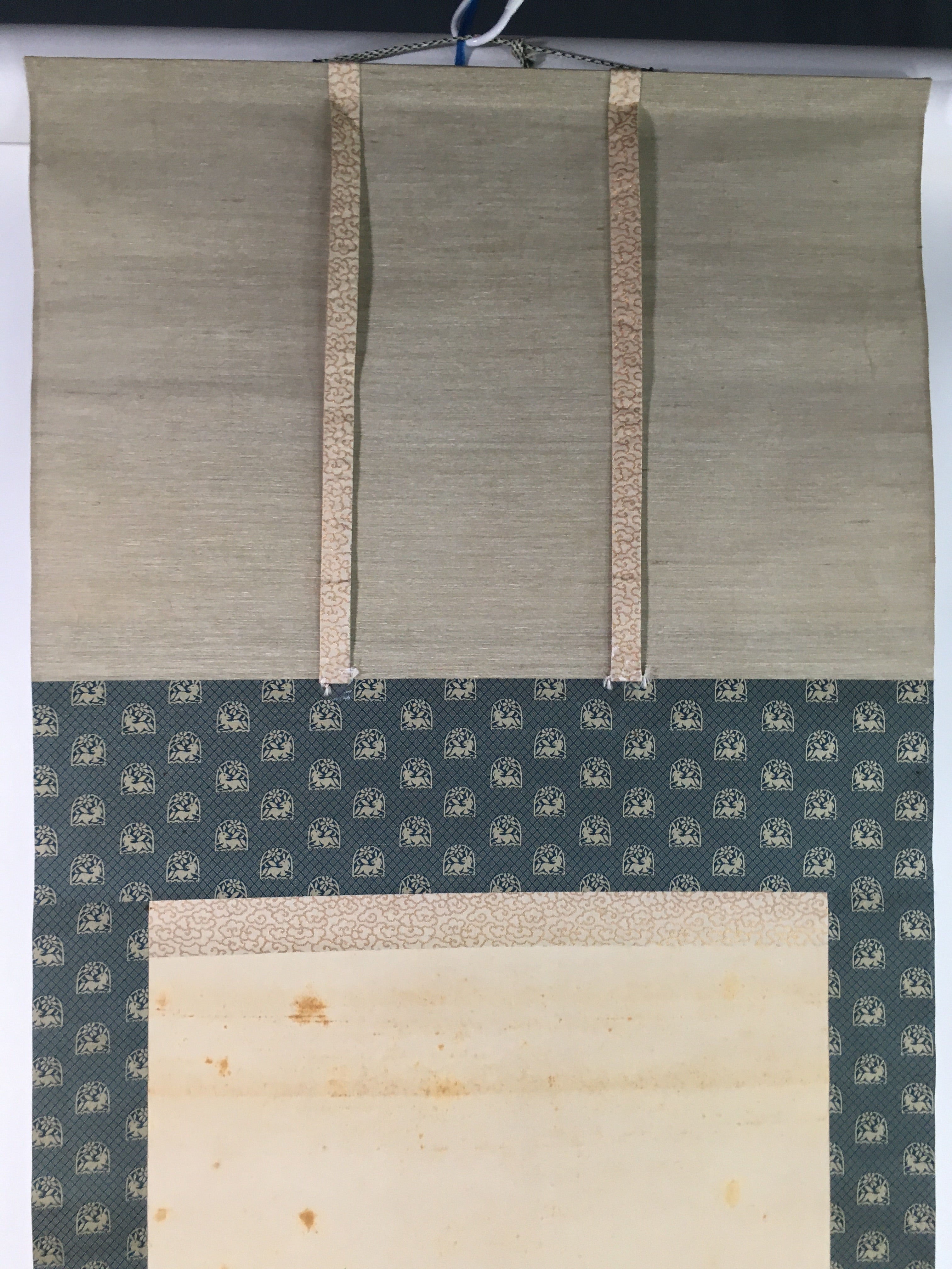 Japanese Hanging Scroll Vtg Kakejiku Kakemono Man's Portrait SC716