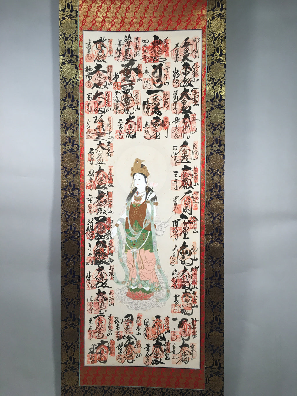 Japanese Hanging Scroll Vtg Kakejiku Kakemono Painting Buddhist Bosatsu SC585