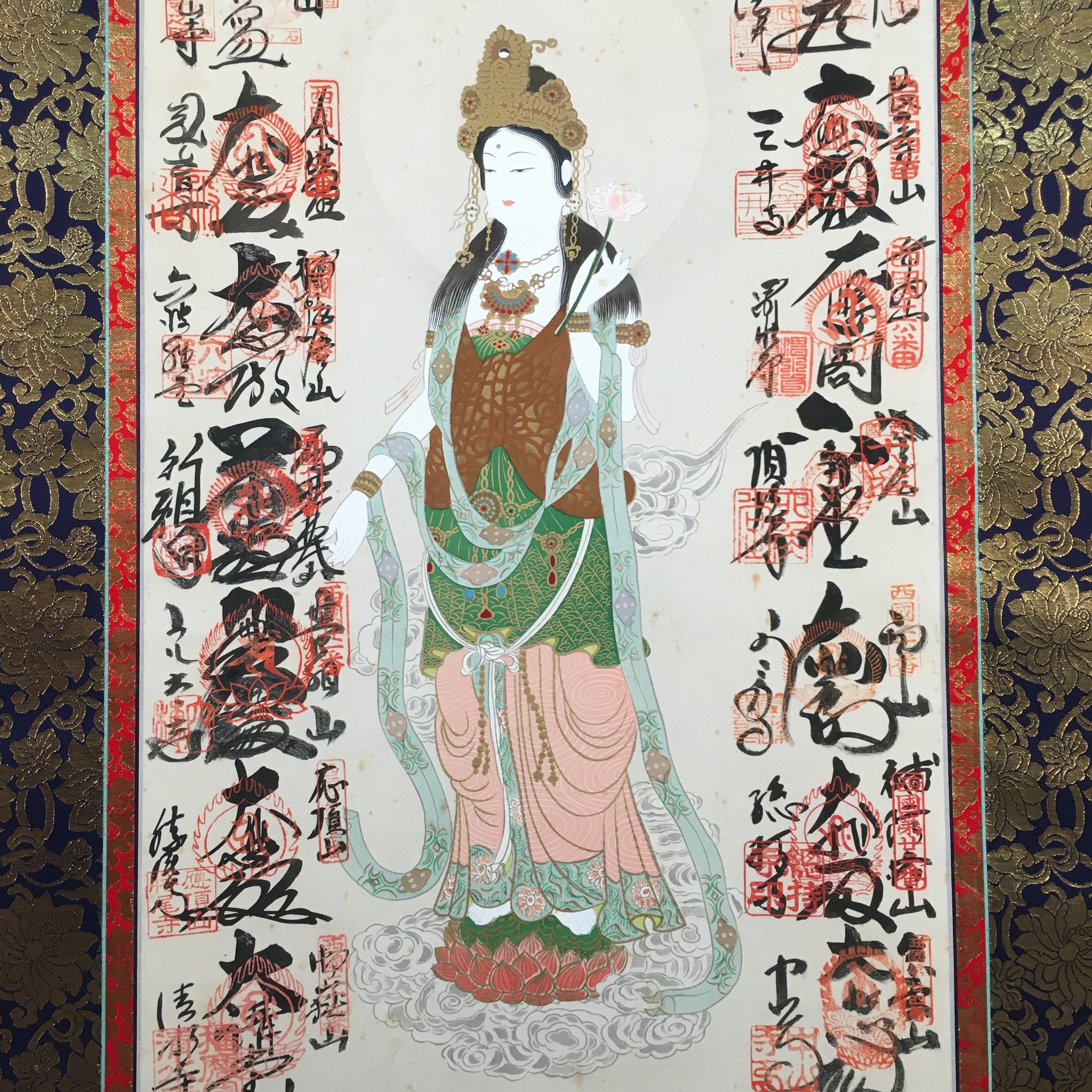 Japanese Hanging Scroll Vtg Kakejiku Kakemono Painting Buddhist Bosatsu SC585