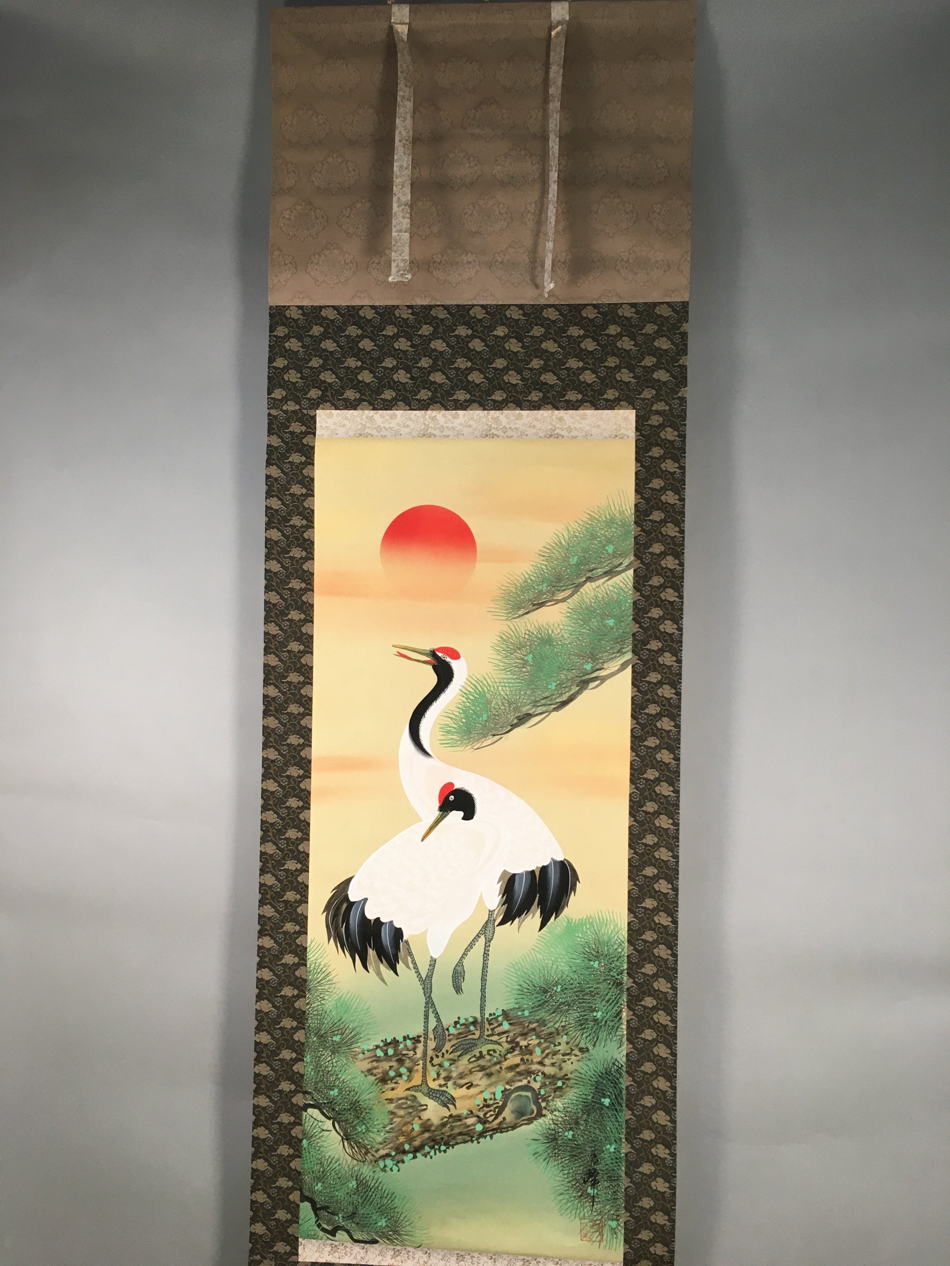 Japanese Hanging Scroll Vtg Kakejiku Kakemono Painting Crane Rising Sun SC573
