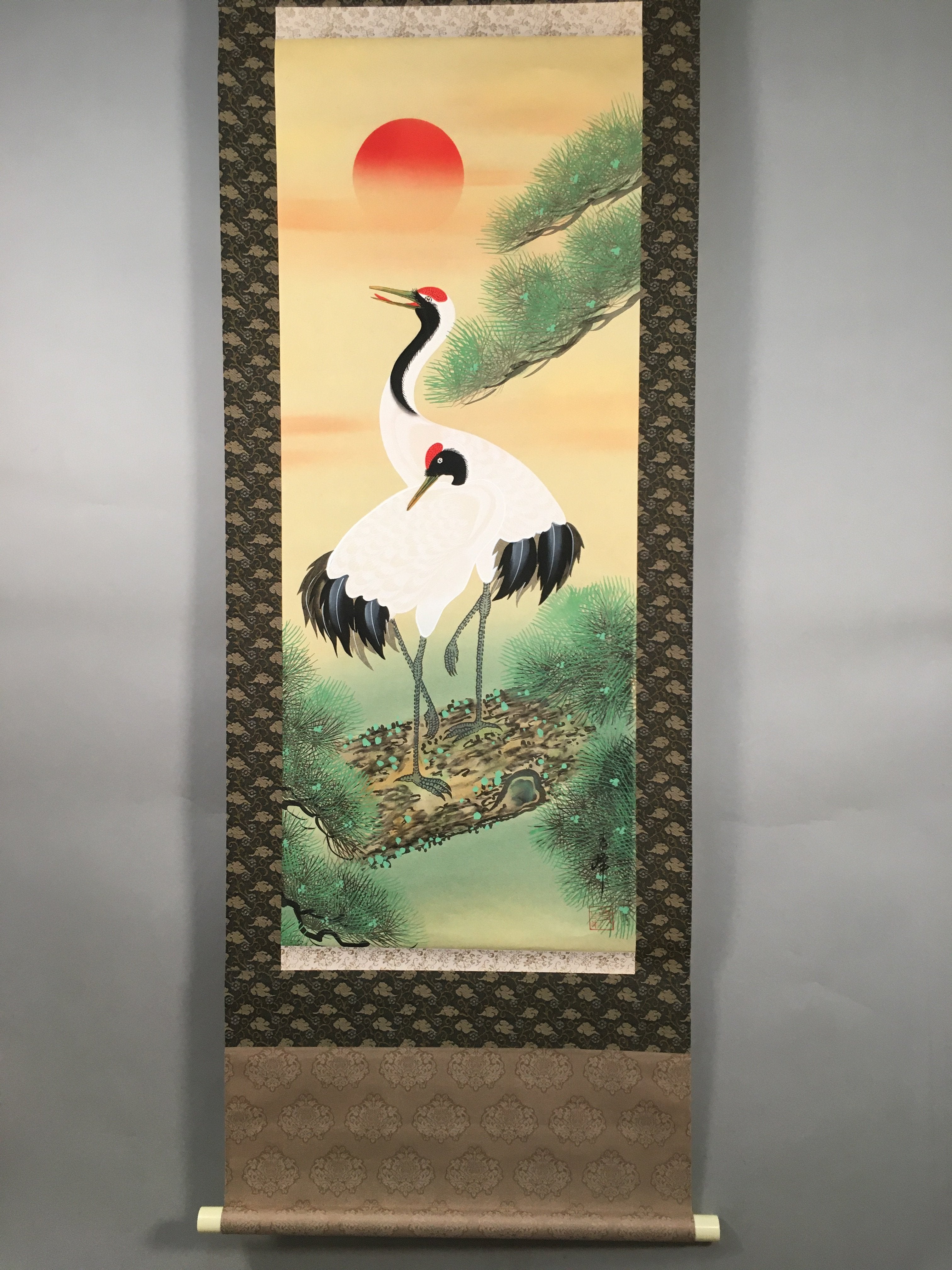 Japanese Hanging Scroll Vtg Kakejiku Kakemono Painting Crane Rising Sun SC573