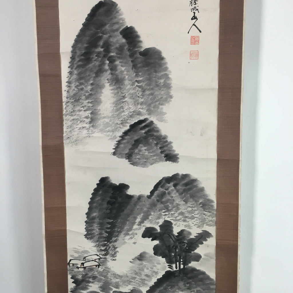 Japanese Hanging Scroll Vtg Kakejiku Kakemono Painting Mountain landscape SC666