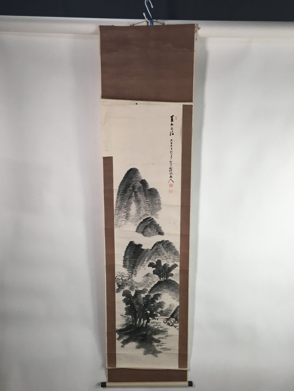 Japanese Hanging Scroll Vtg Kakejiku Kakemono Painting Mountain landscape SC666