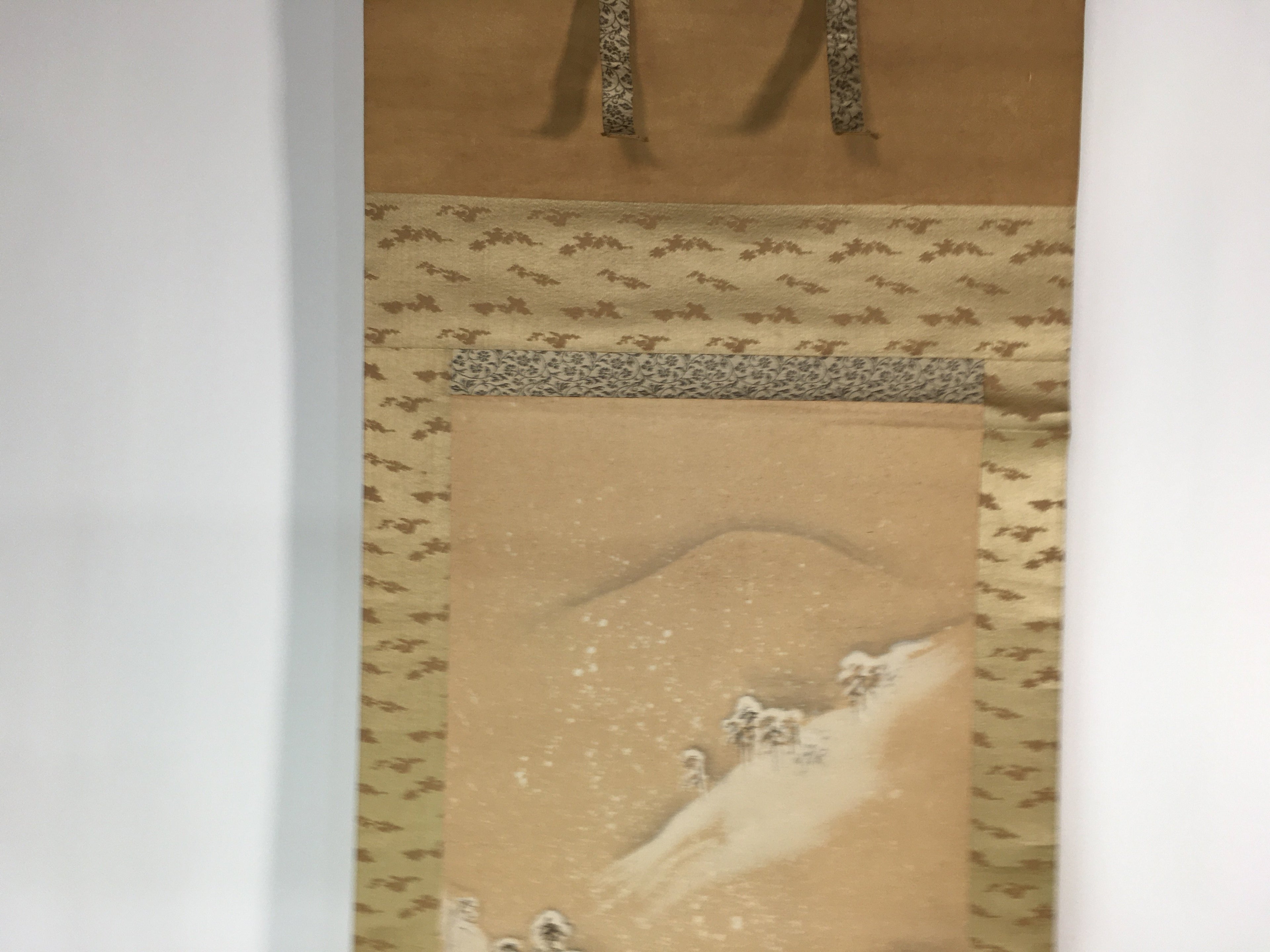 Japanese Hanging Scroll Vtg Kakejiku Kakemono Painting Snow Mountain SC601