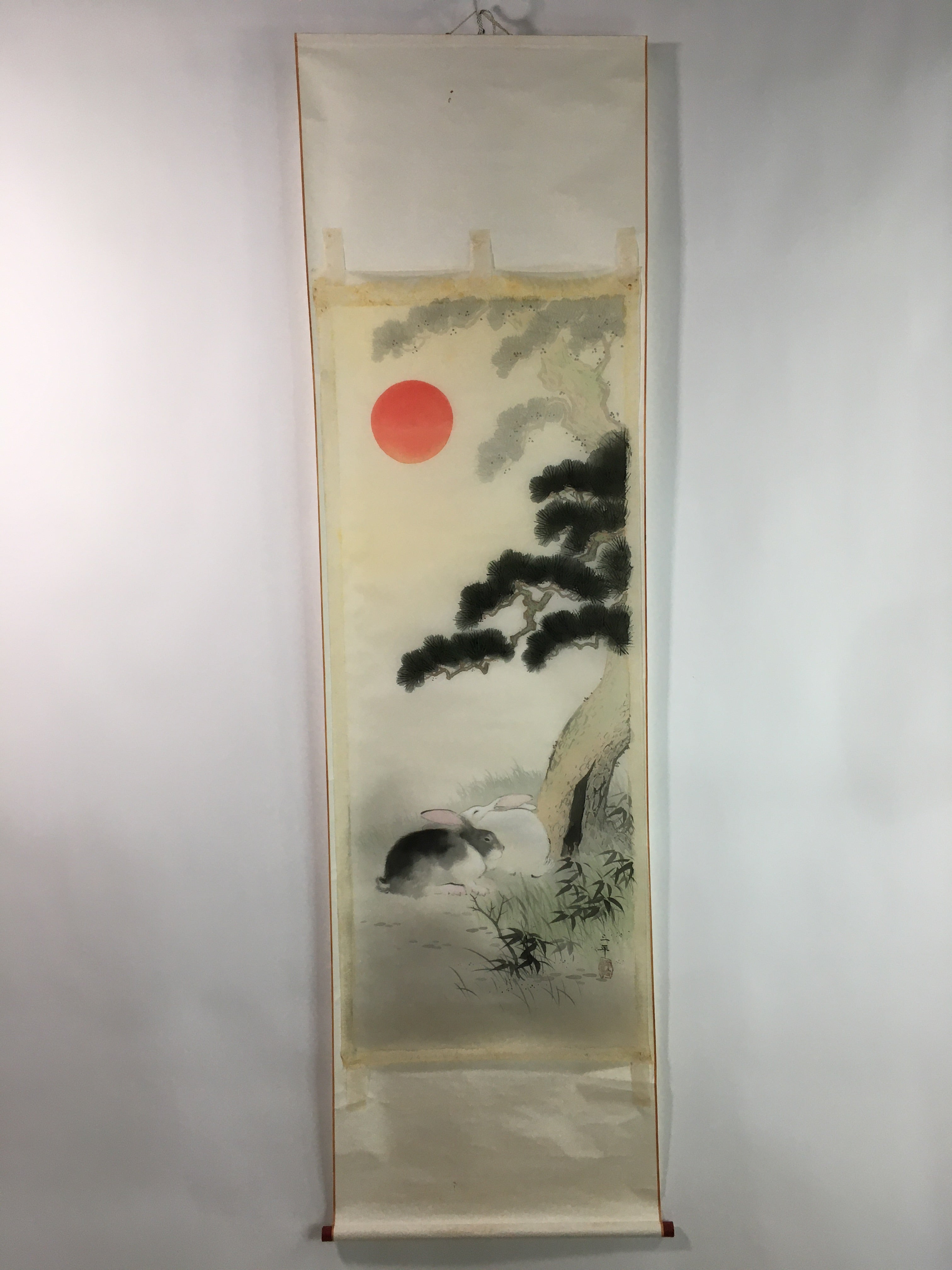 Japanese Hanging Scroll Vtg Kakejiku Kakemono Rabbit Pine Tree Sun SC752