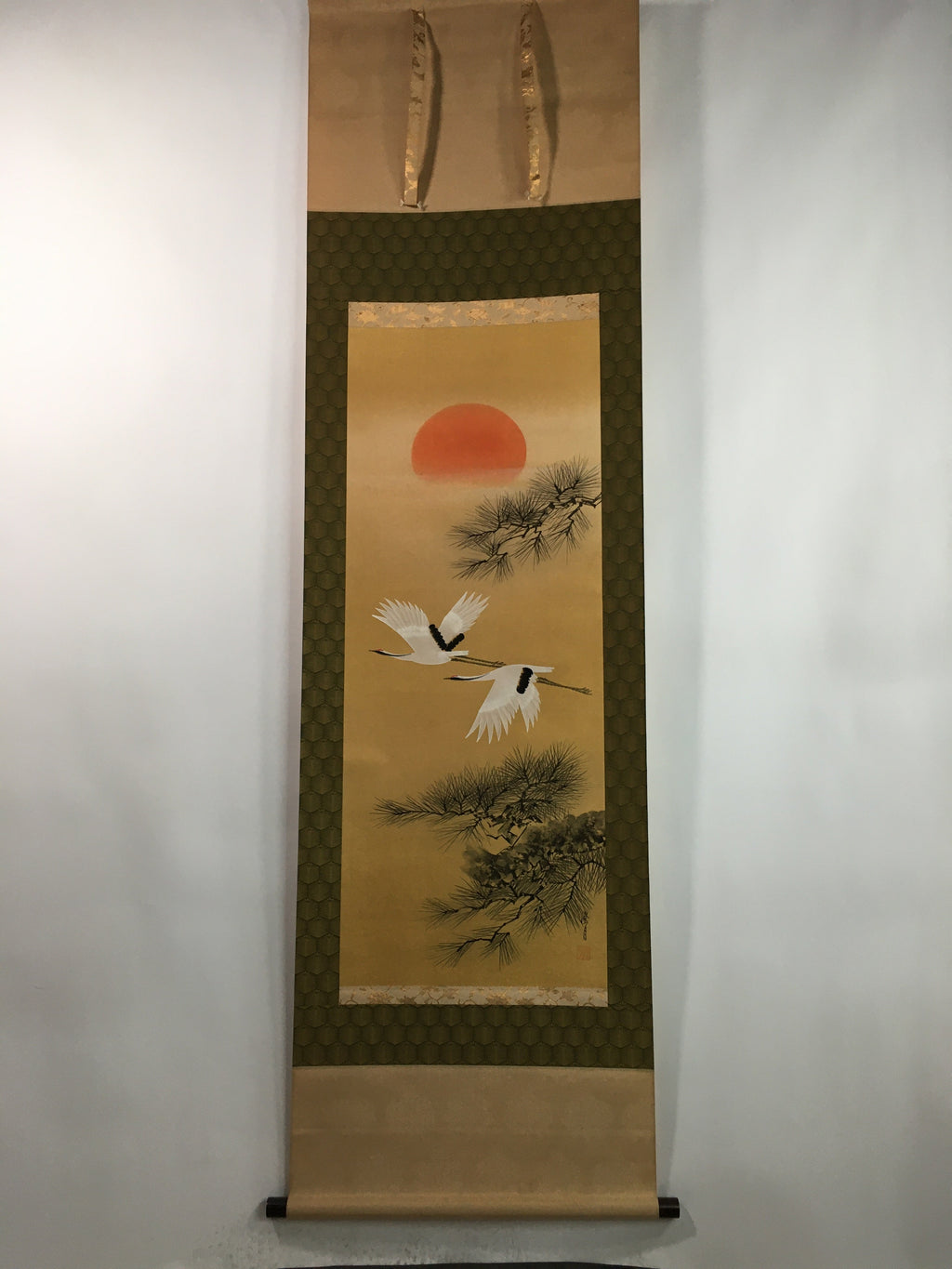 Japanese Hanging Scroll Vtg Kakejiku Kakemono Two Cranes Pine Tree Sun SC700