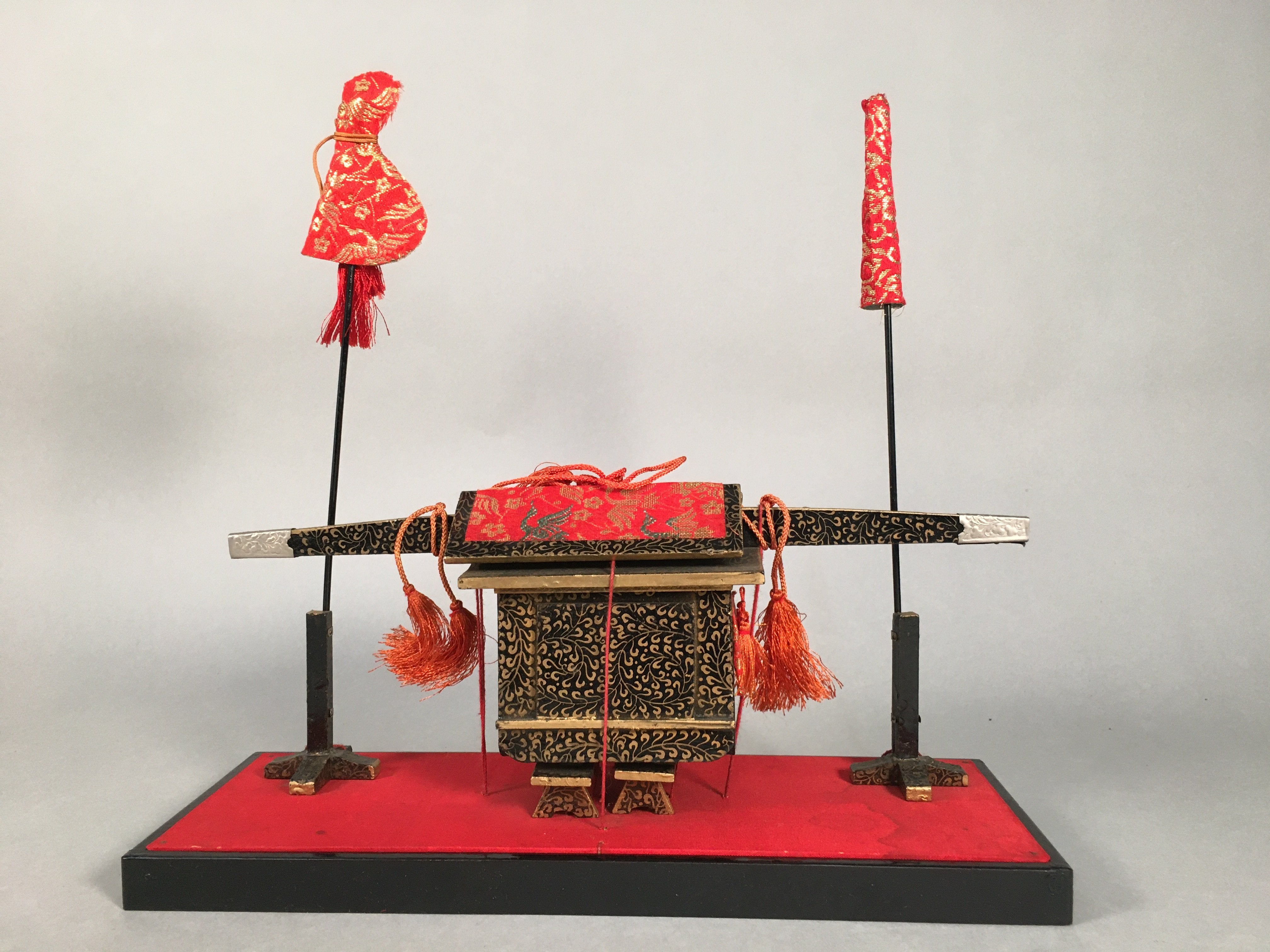 Japanese Hina Doll Lacquer Carriage Stand Palanquin Girls Day Decoration ID291