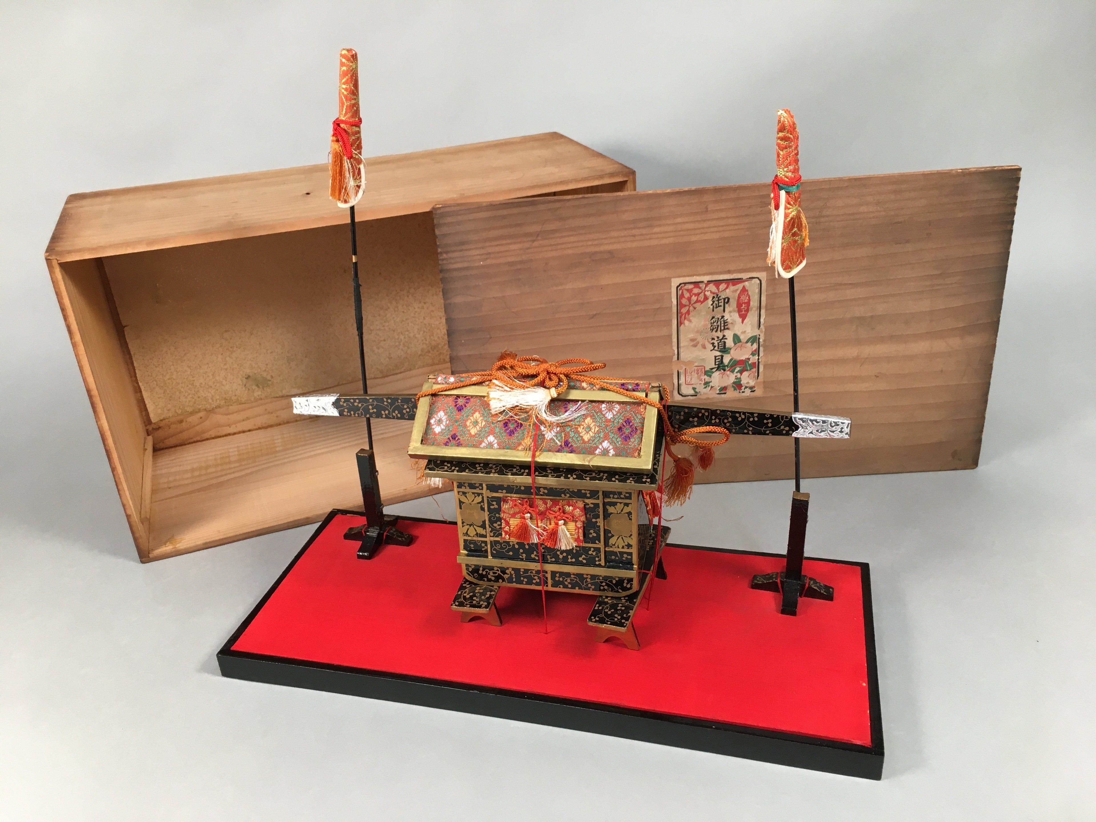 Japanese Hina Doll Lacquer Carriage Stand Palanquin Girls Day Decoration ID353