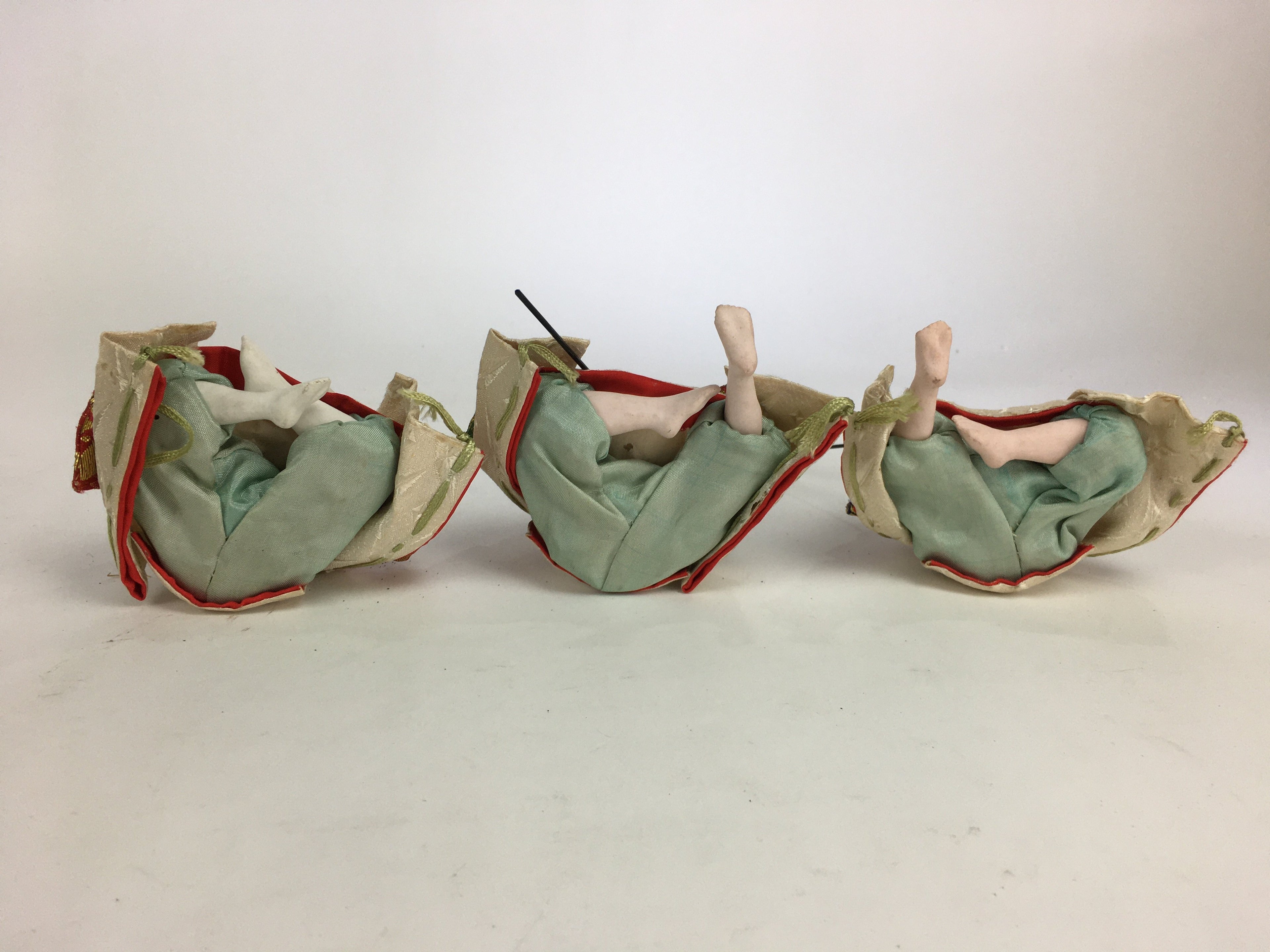Japanese Hina Doll Vtg Three servants 3 dolls Set Girls Day Kimono Wood Stand ID