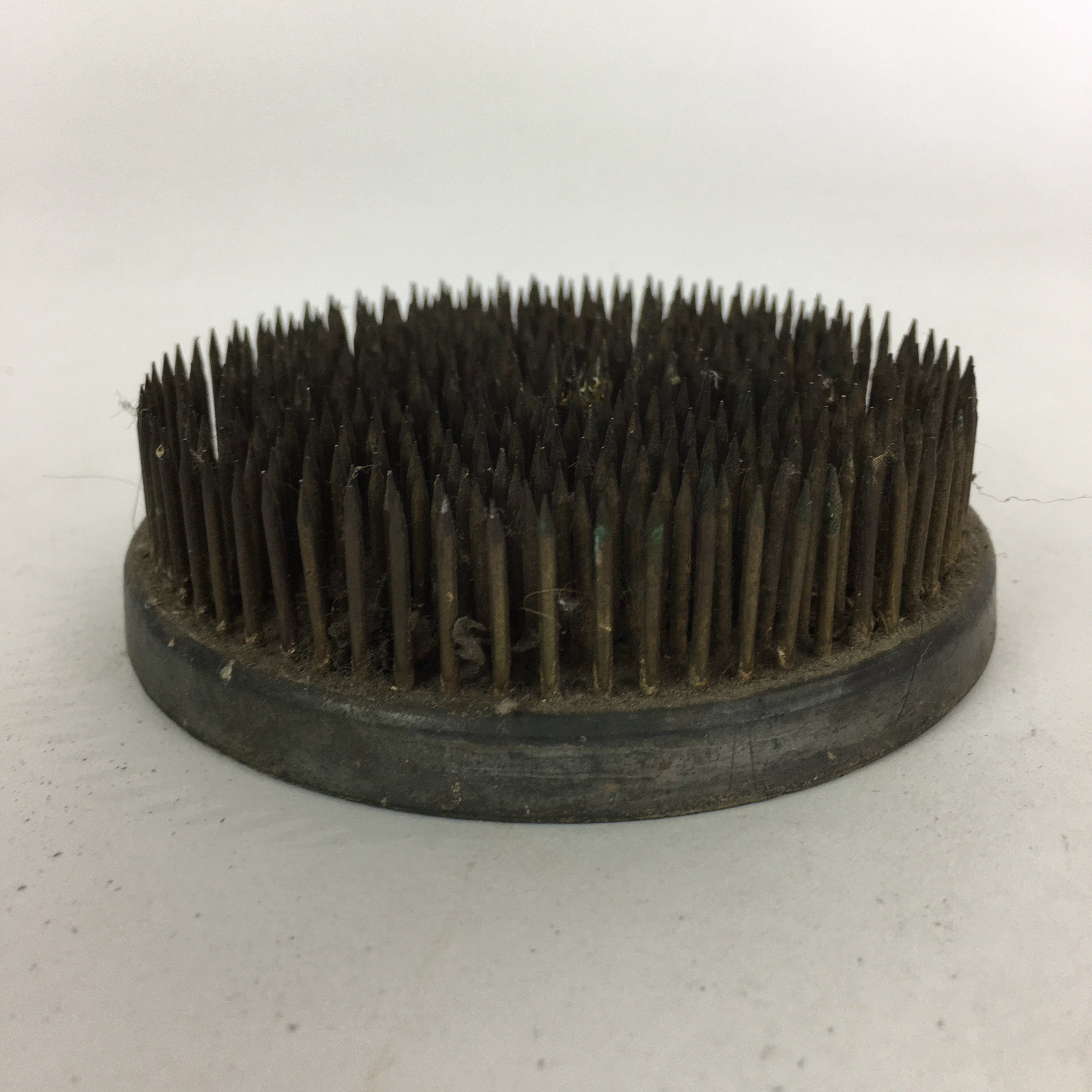 Japanese Ikebana Kenzan Flower Arrangement Tool Vtg Needle Holder Pin KZ35