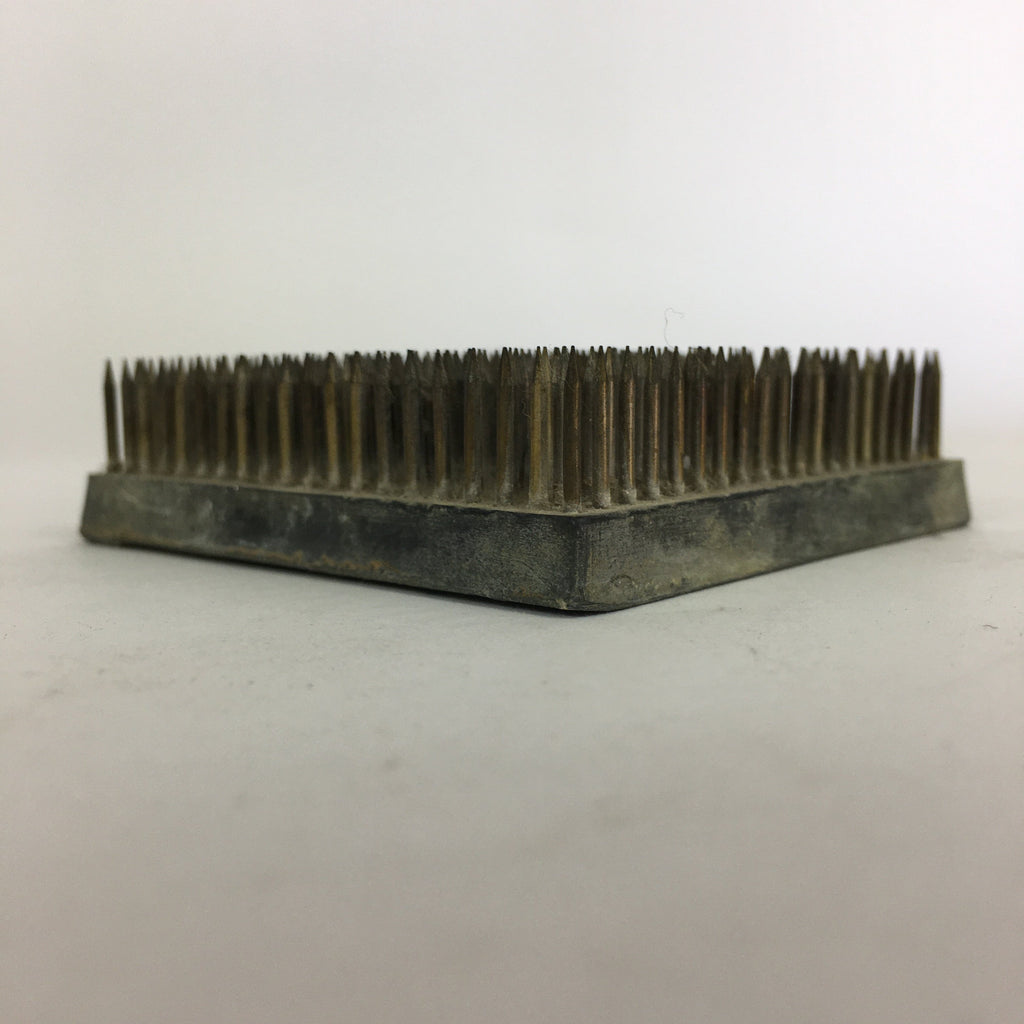 Japanese Ikebana Kenzan Flower Arrangement Tool Vtg Needle Holder Pin KZ36