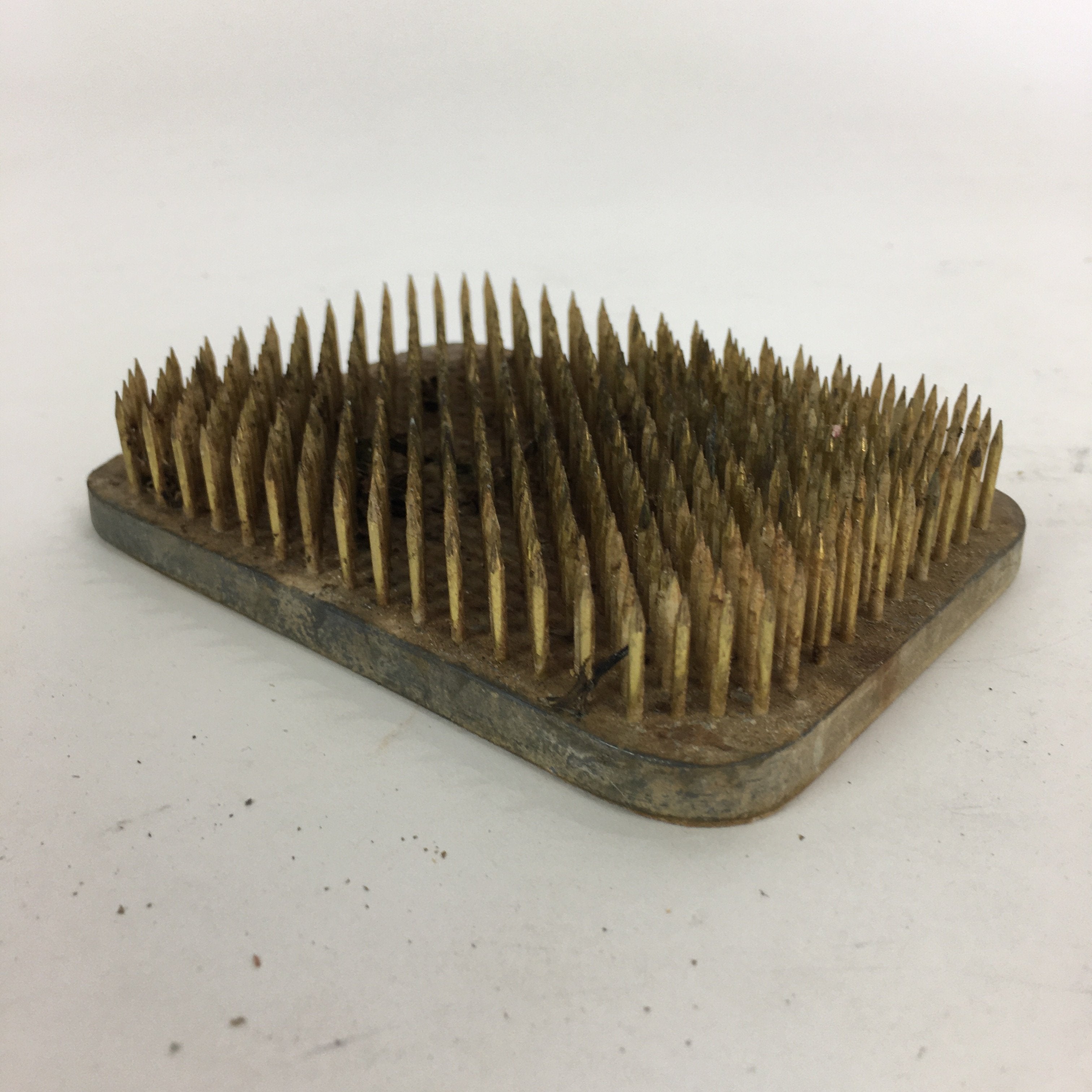 Japanese Ikebana Kenzan Flower Arrangement Tool Vtg Needle Holder Pin KZ38