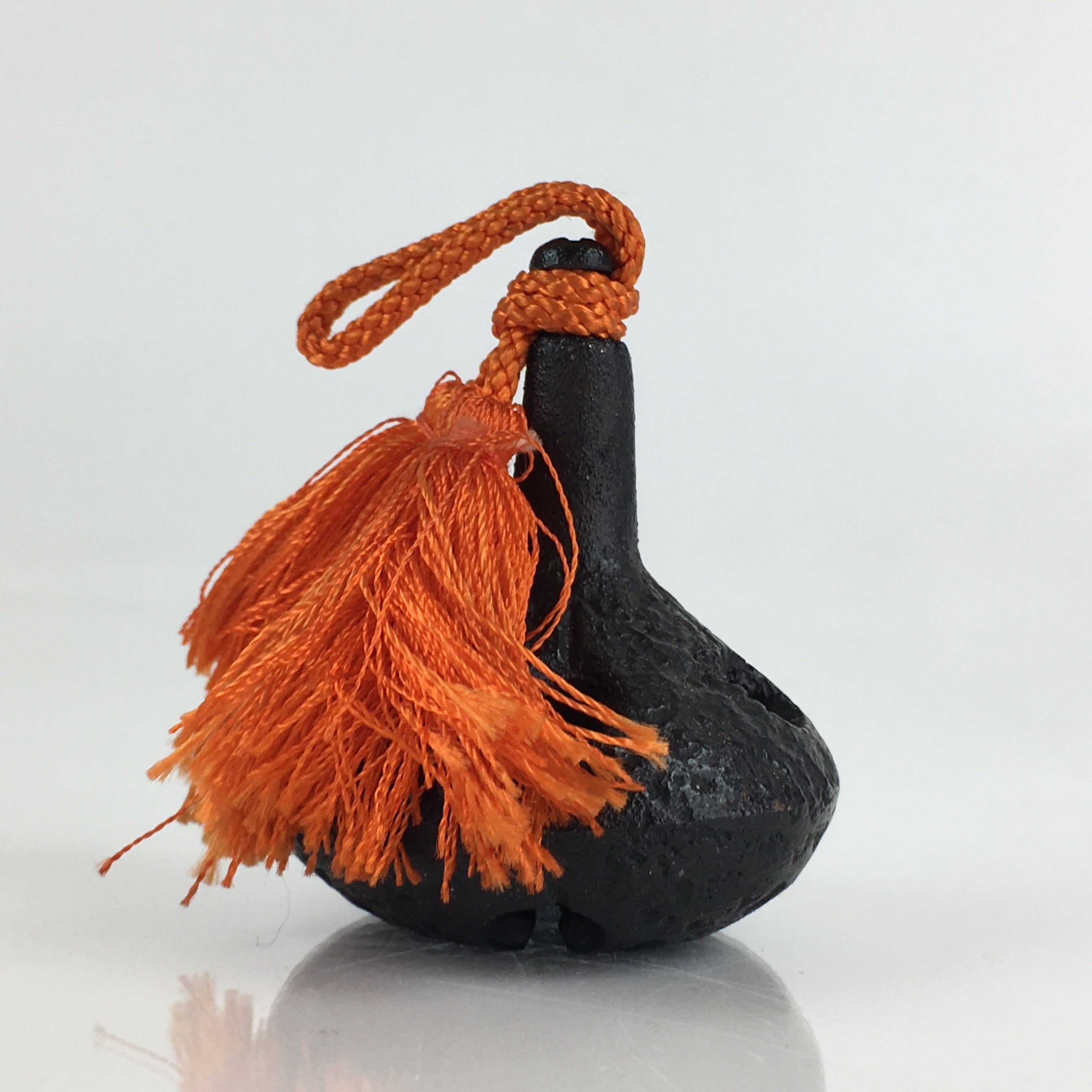 Japanese Iron Bell Dorei Tetsurin Vtg Doll Amulet Nanbu-Tekki Black DR412