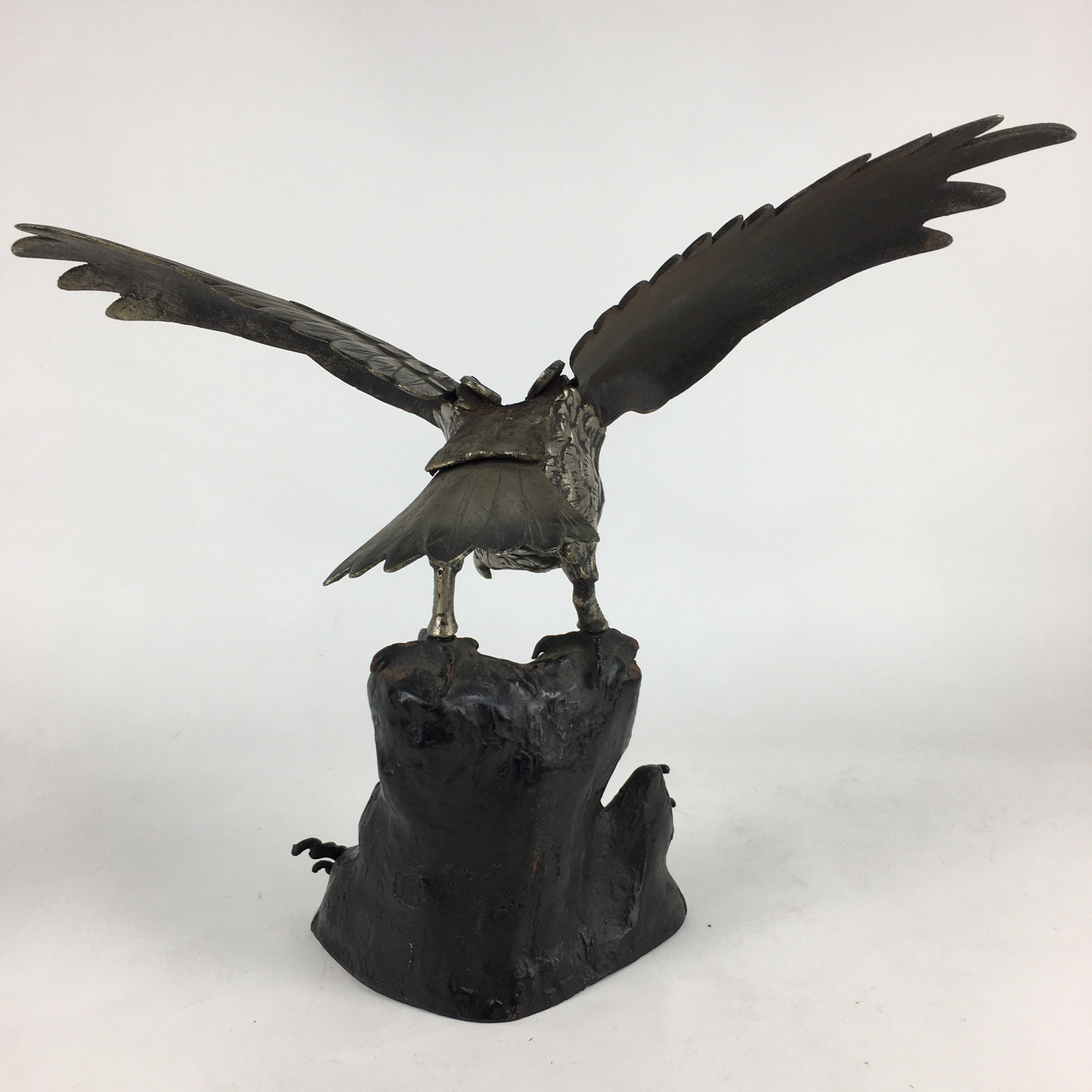 Japanese Iron Eagle Statue Vtg Display Ornament Okimono Gold Bird BD777