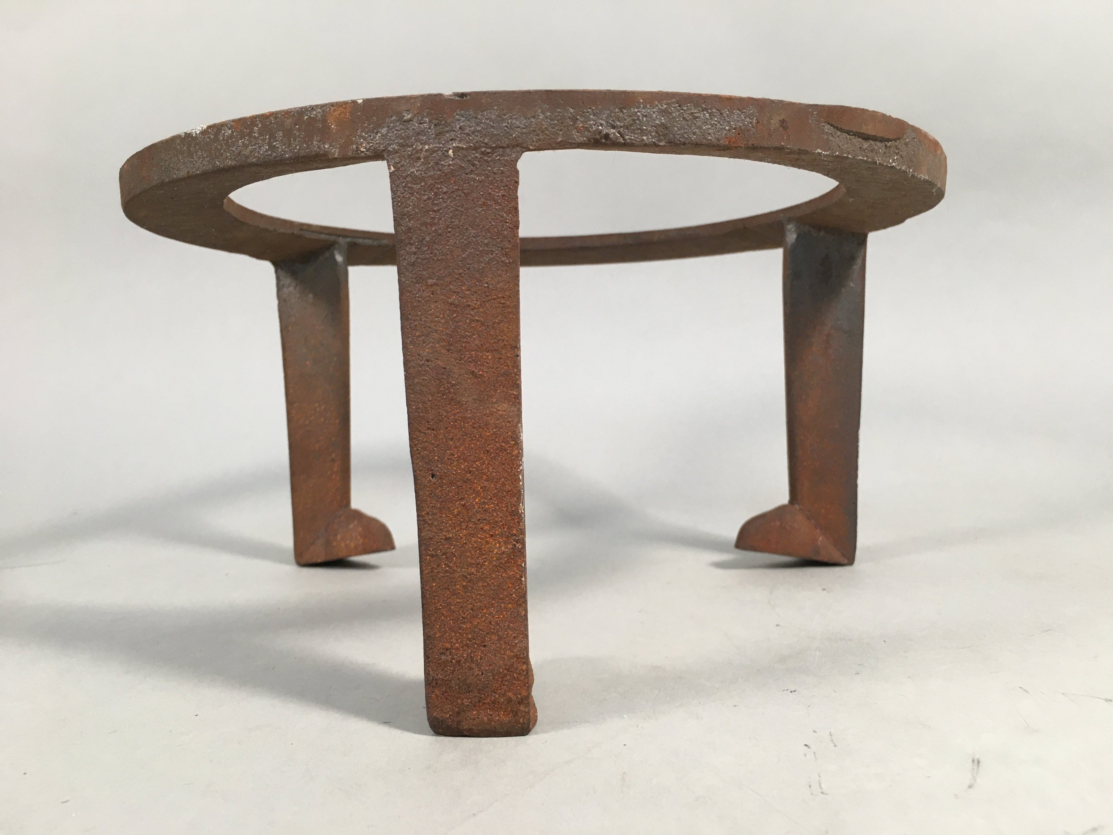 Japanese Iron Tetsubin Stand Vtg Metal Gotoku Hibachi Brazier Ash Pot JK136