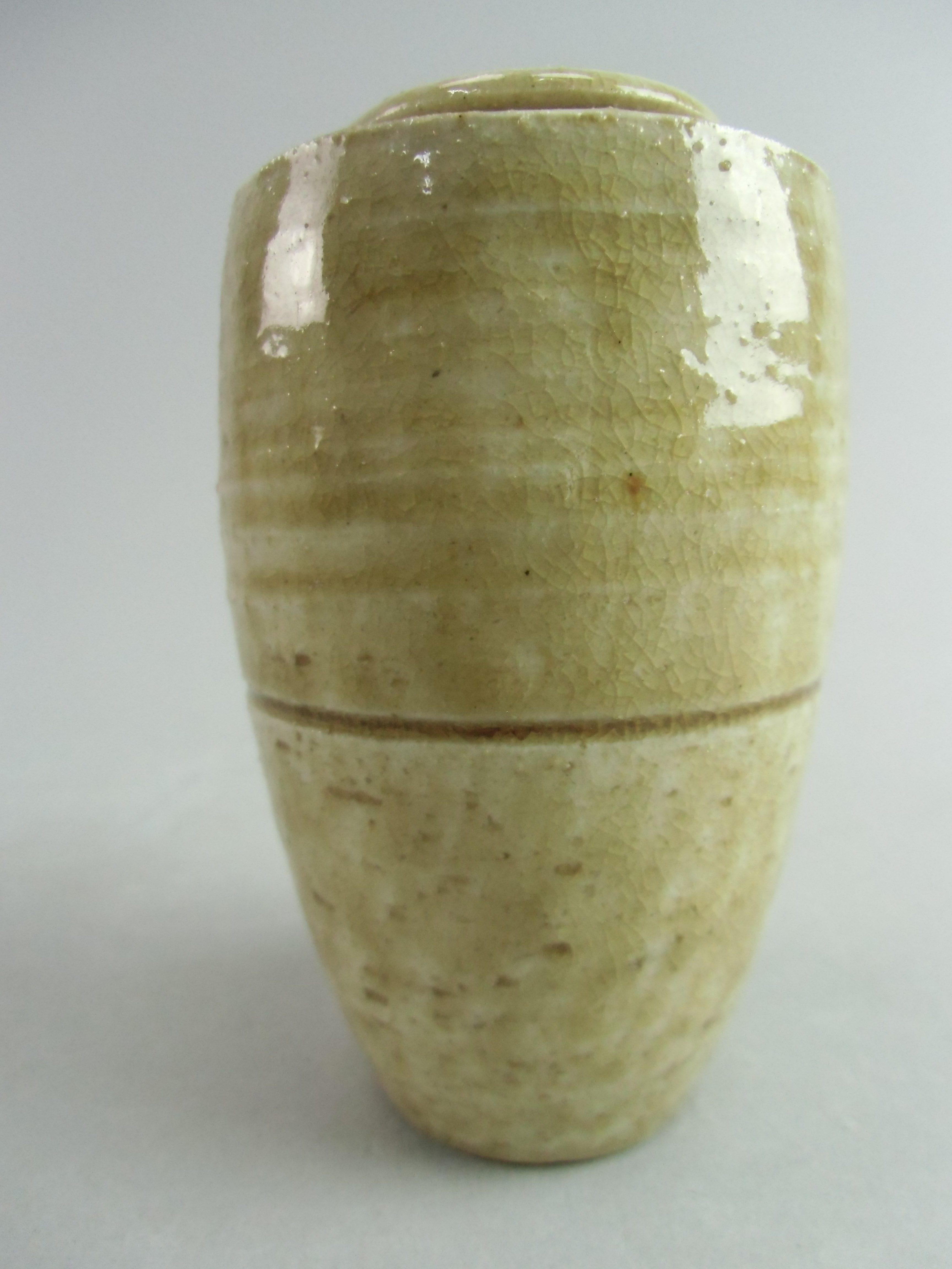 Japanese Ki Seto ware Mini Flower Vase Vtg Pottery Beige Green Ikebana MFV53