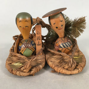 Japanese Kokeshi Doll Ornament Vtg Wood Straw Sandals Waraji Ningyo KF520