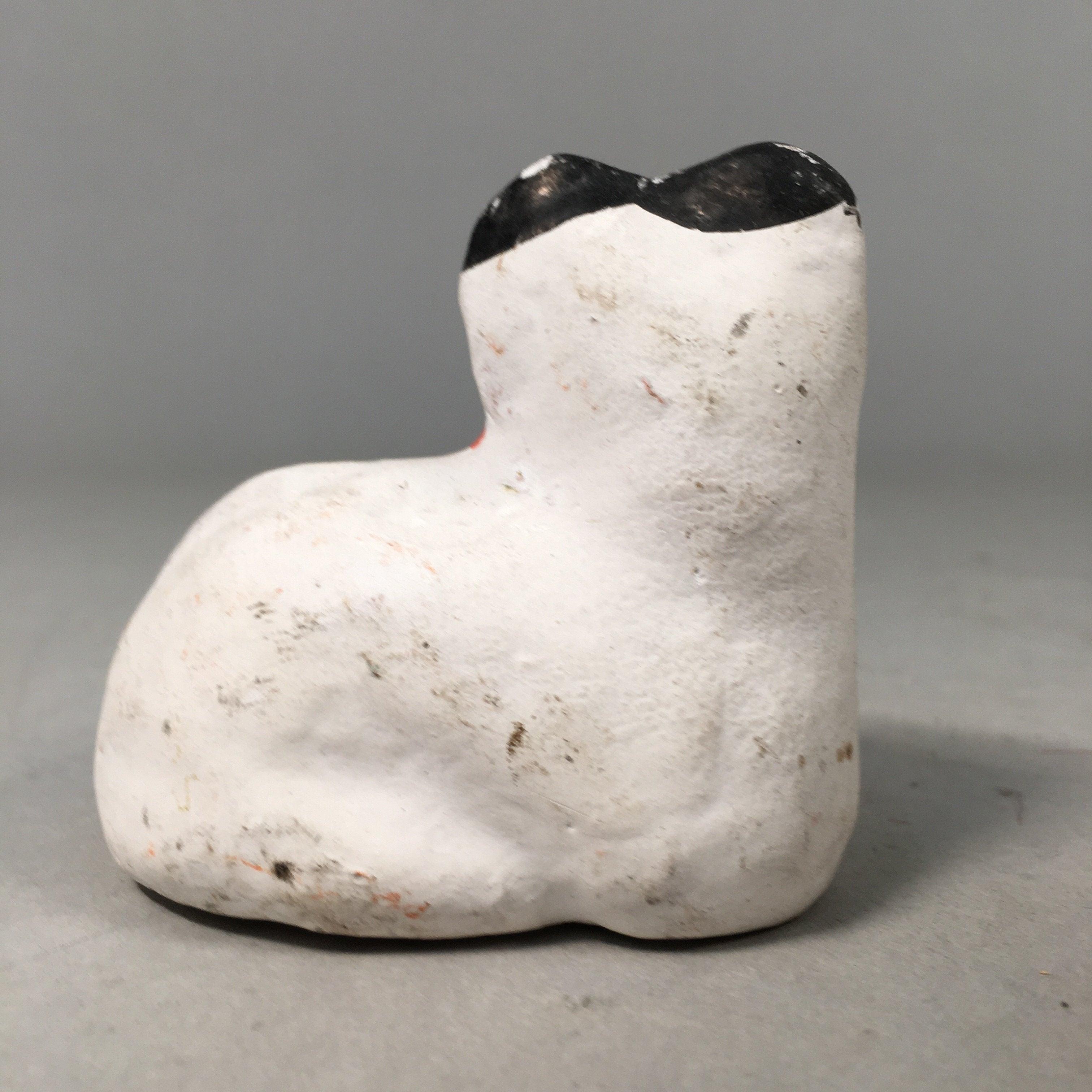 Japanese Kokeshi Doll Vtg Ceramic Figurine White Dog Otogiinu Inuhariko KF422