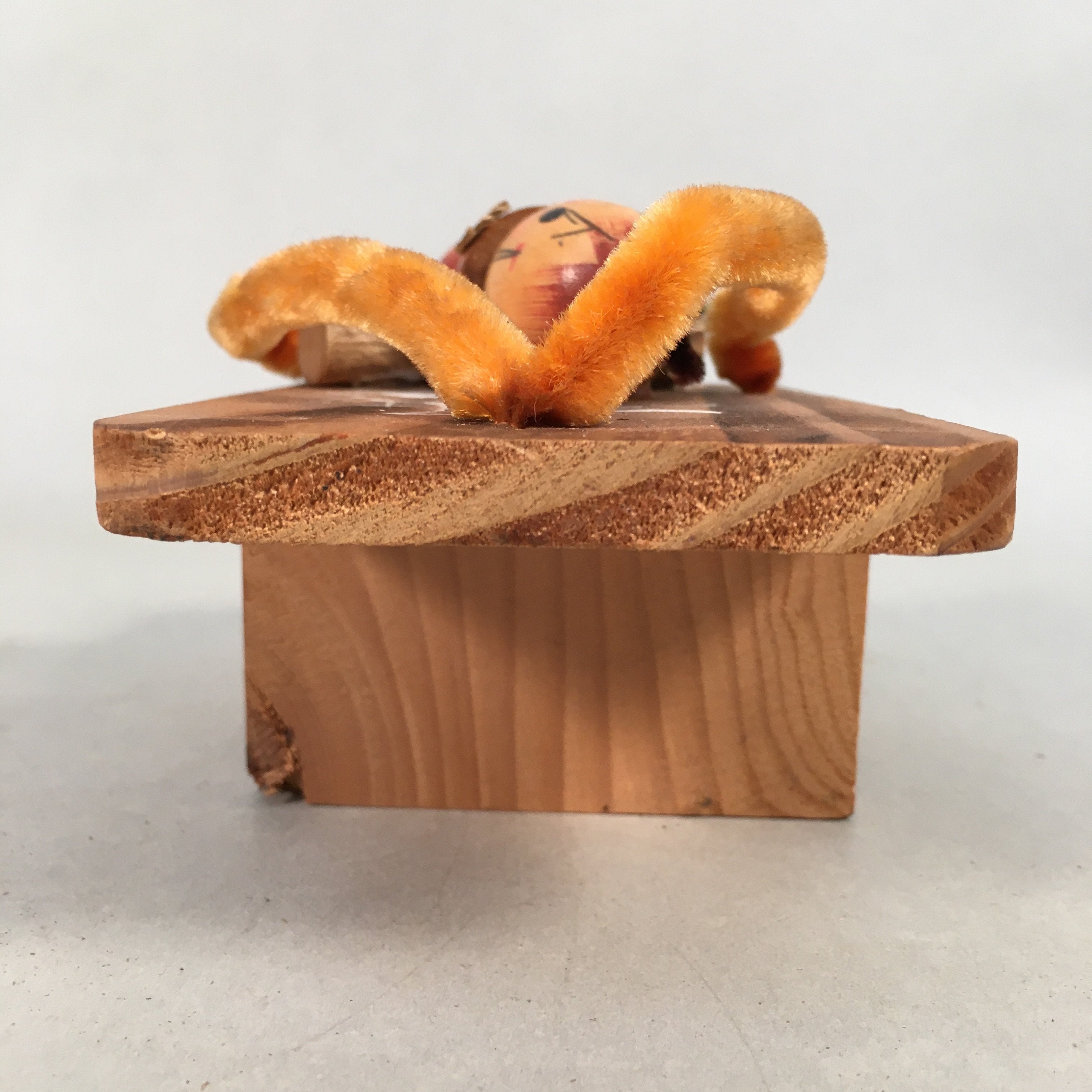 Japanese Kokeshi Doll Vtg Handmade Geta Wood Sandal Acorn Ningyo KF511