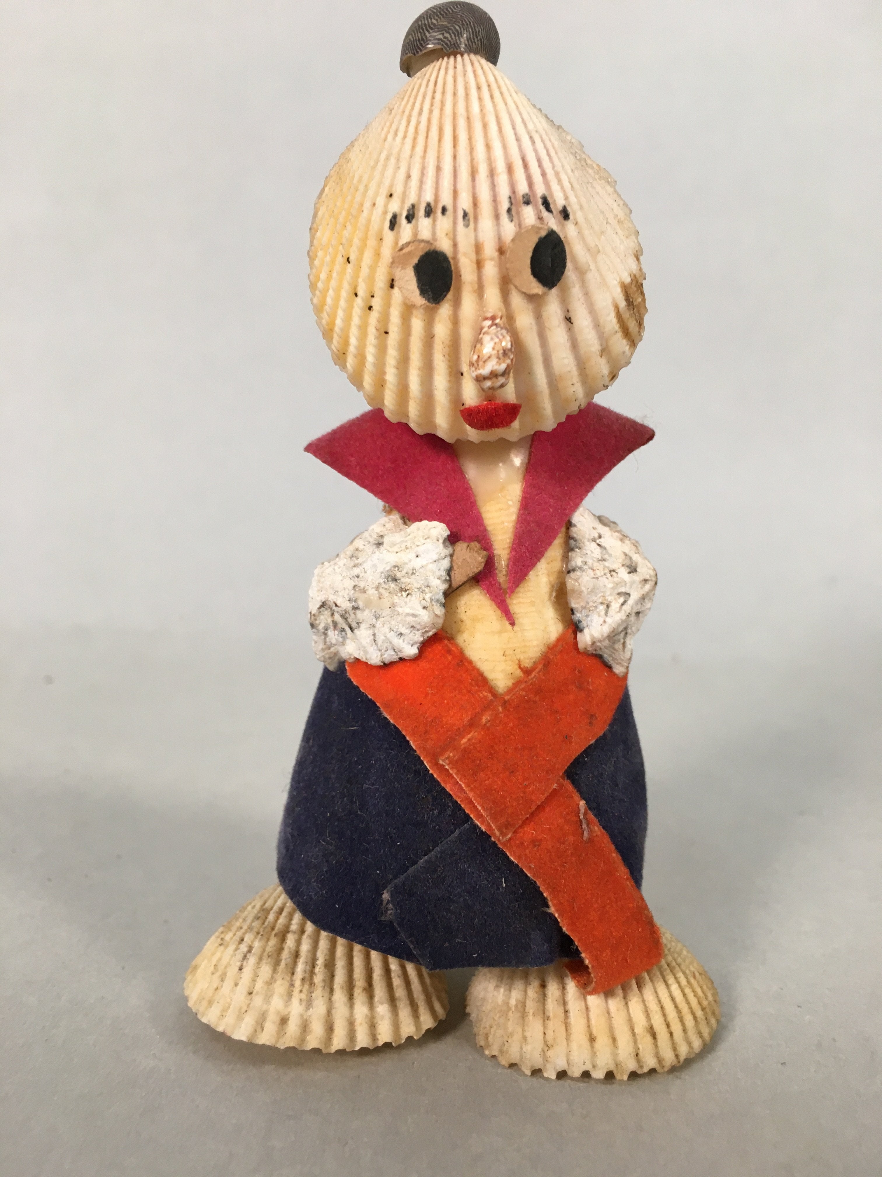 Japanese Kokeshi Doll Vtg Handmade Ornament Shell Samurai Ningyo KF515