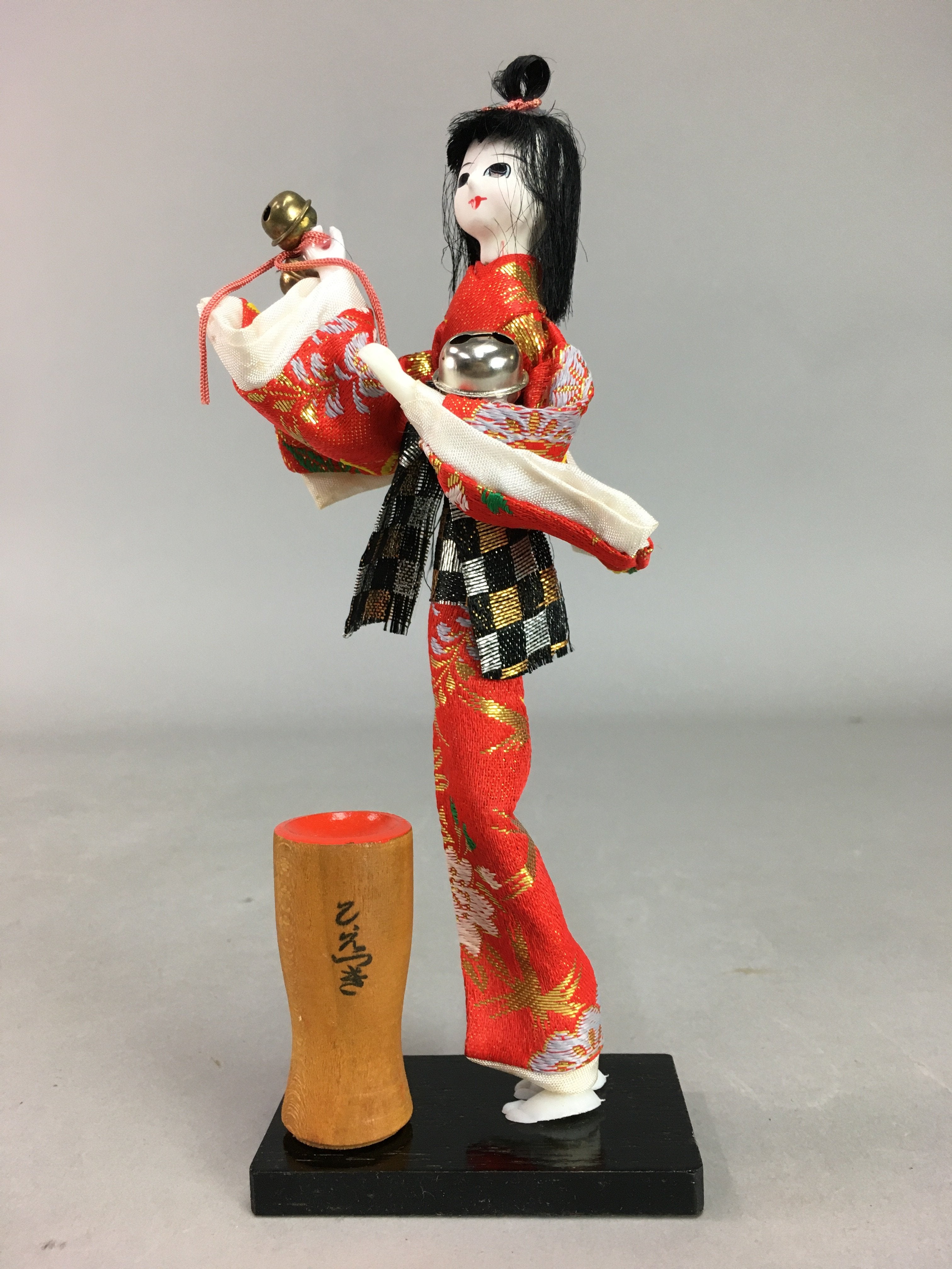 Japanese Kokeshi Doll Vtg Plaster Figurine Red Kimono Girl Bell Millet KF292