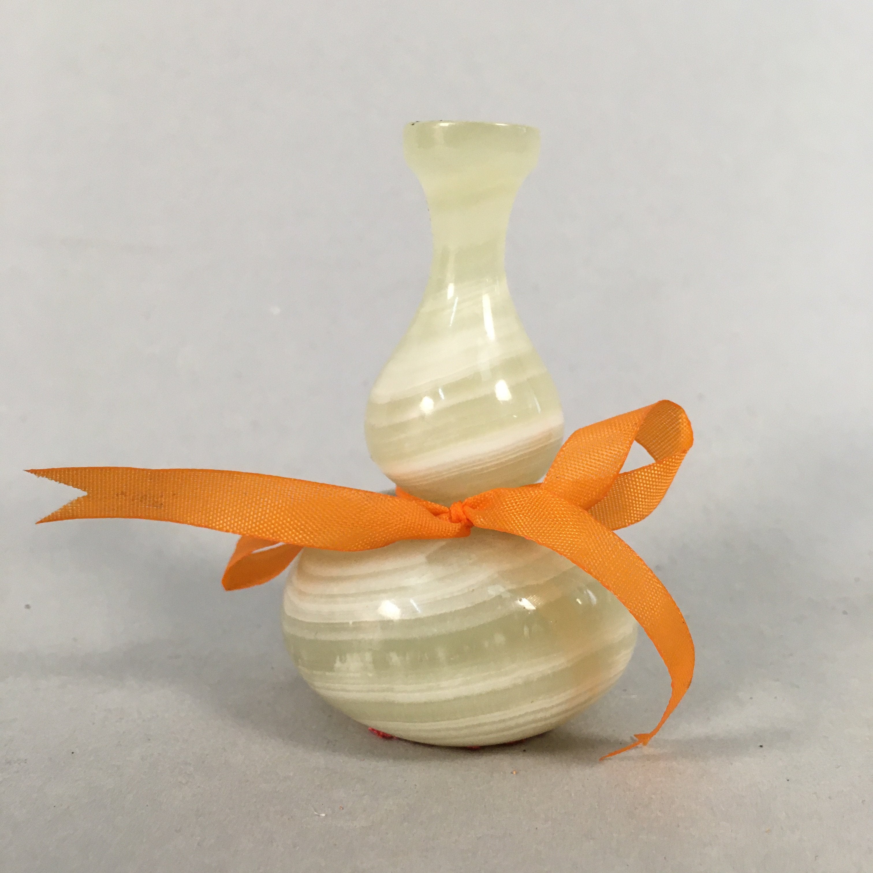 Japanese Kokeshi Doll Vtg Stone Figurine Gourd Lucky Charm White KF525