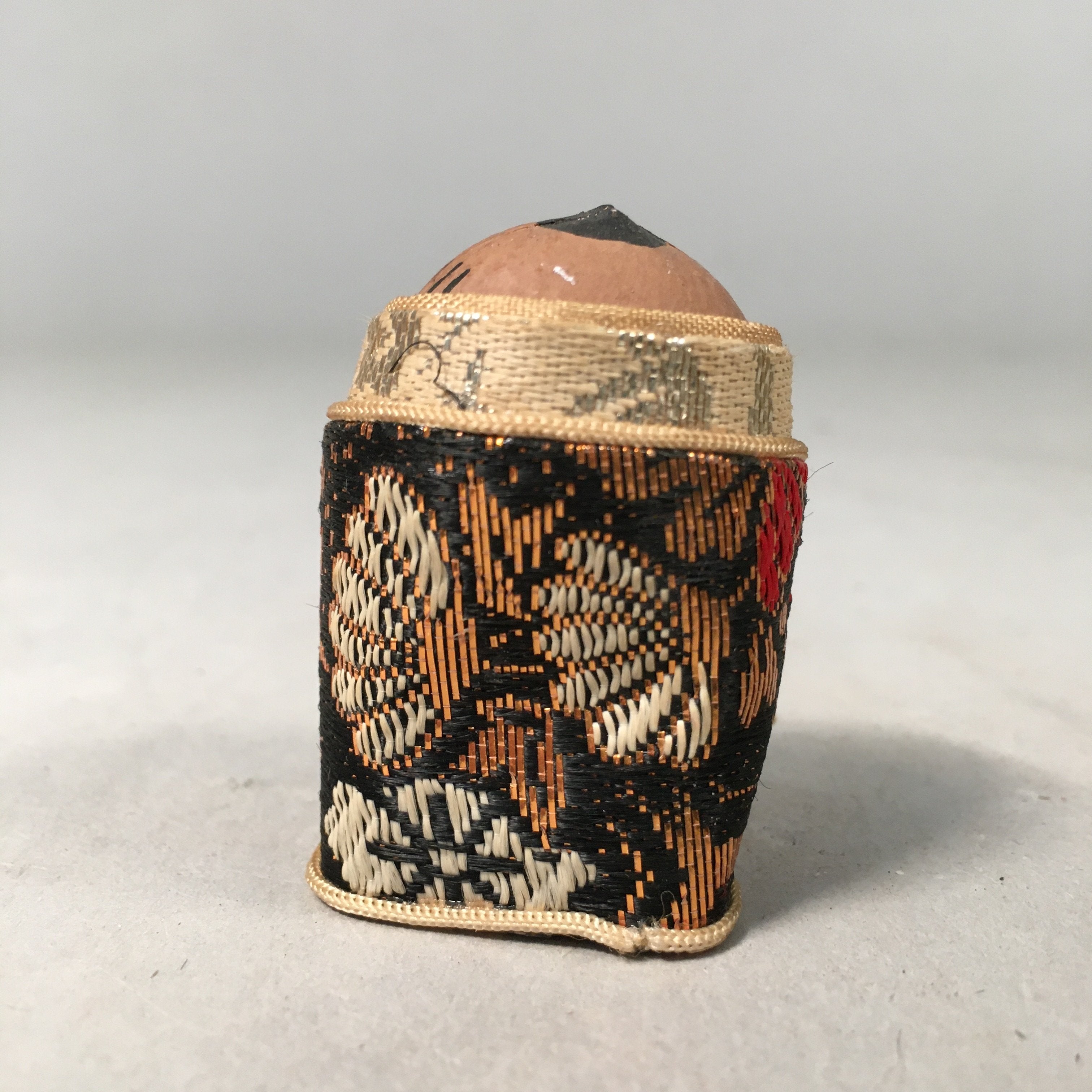 Japanese Kokeshi Doll Vtg Wooden Figurine Baby Swaddle Blanket Gold KF416