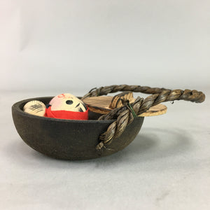 Japanese Kokeshi Doll Vtg Wooden Figurine Child Pot KF250