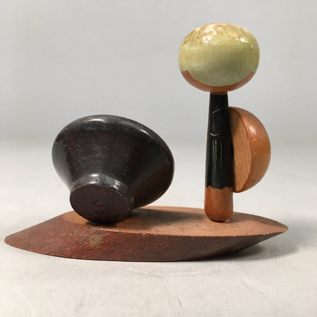 Japanese Kokeshi Doll Vtg Wooden Figurine Eiheiji Temple Shade Kanji Monk KF400