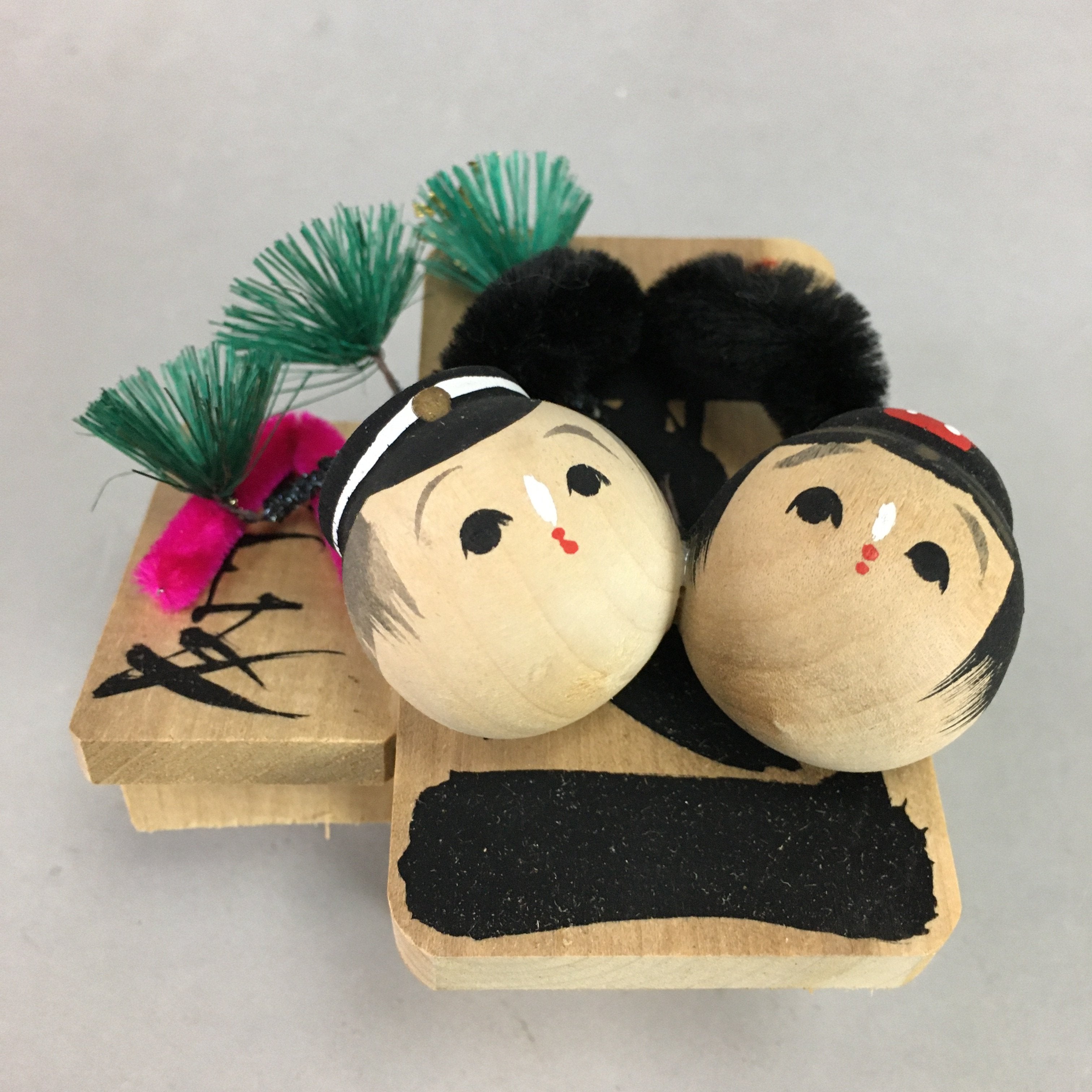 Japanese Kokeshi Doll Vtg Wooden Figurine Geta Clog Boy Girl Hot Spring KF275