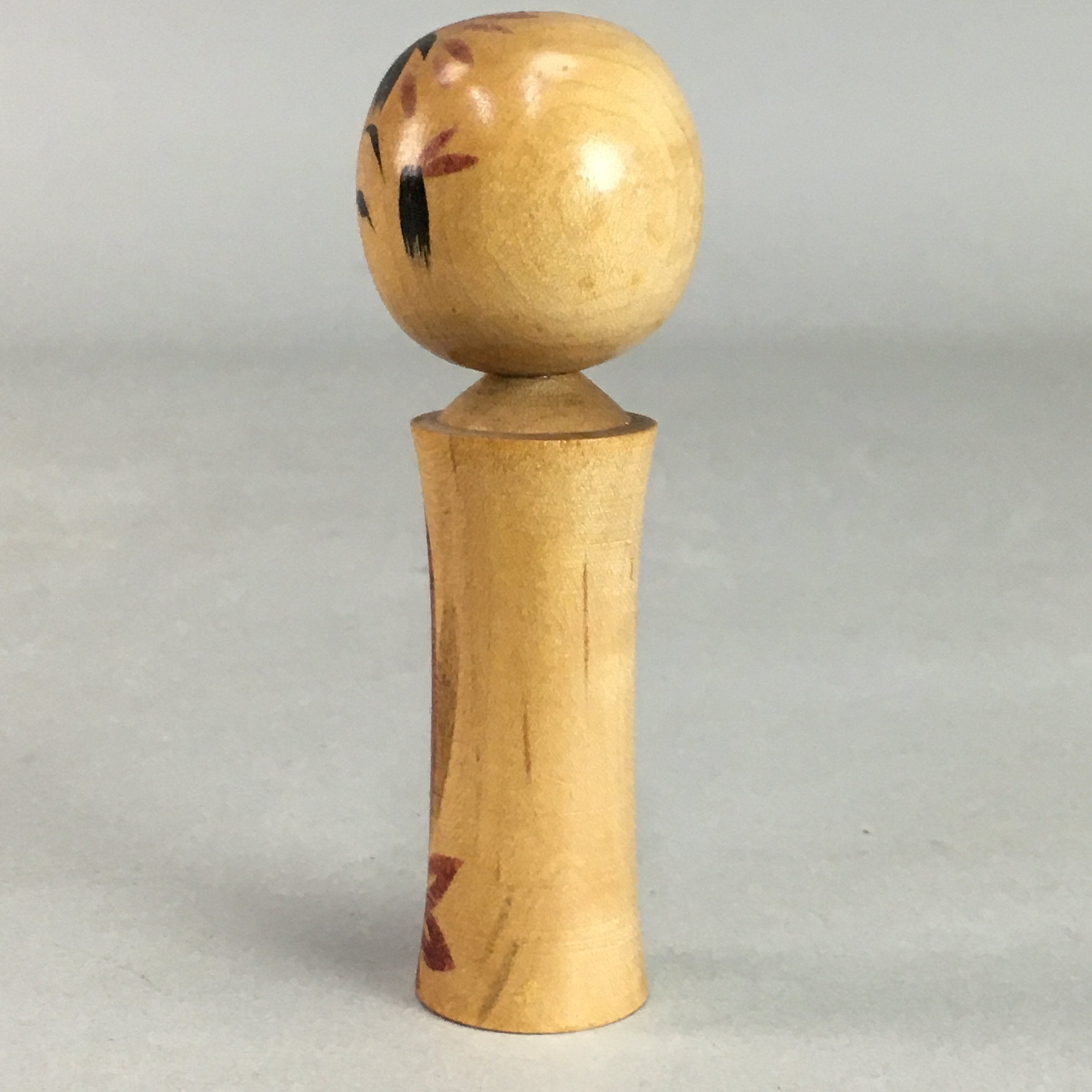 Japanese Kokeshi Doll Vtg Wooden Figurine Hand-Painted Flower Child KF296