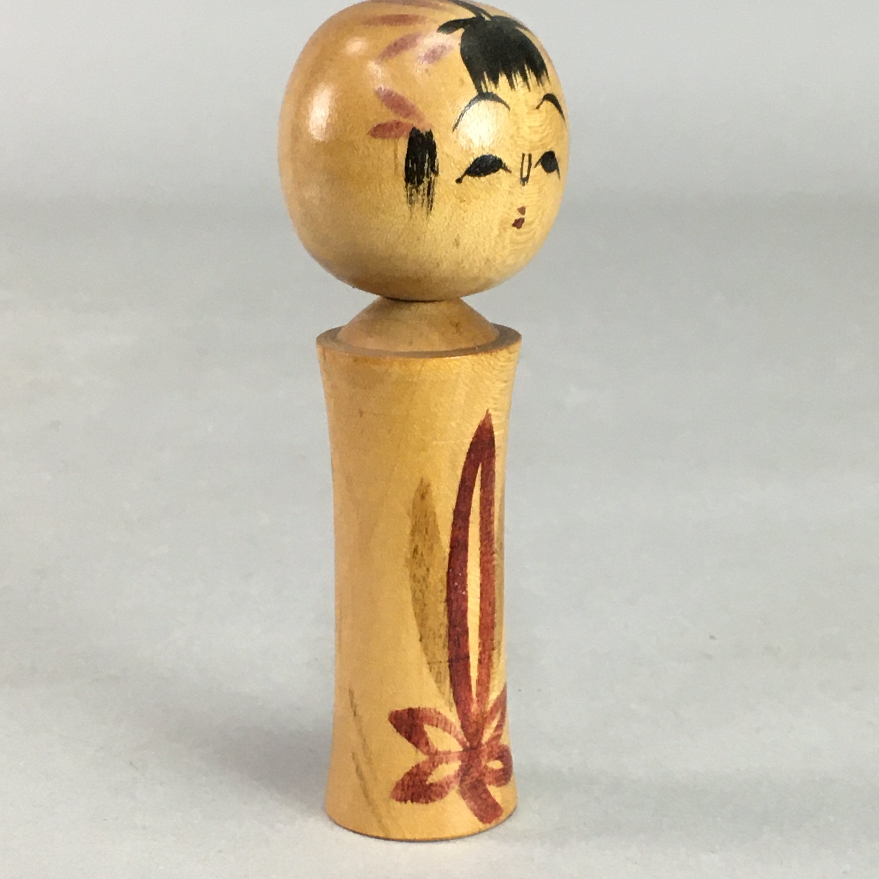 Japanese Kokeshi Doll Vtg Wooden Figurine Hand-Painted Flower Child KF296