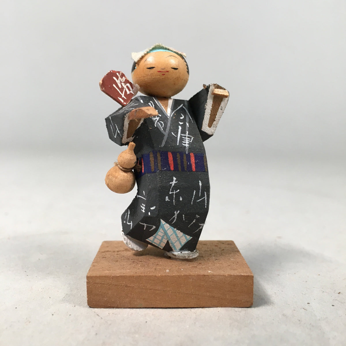 Japanese Kokeshi Doll Vtg Wooden Figurine Kimono Man Dance Festival KF379