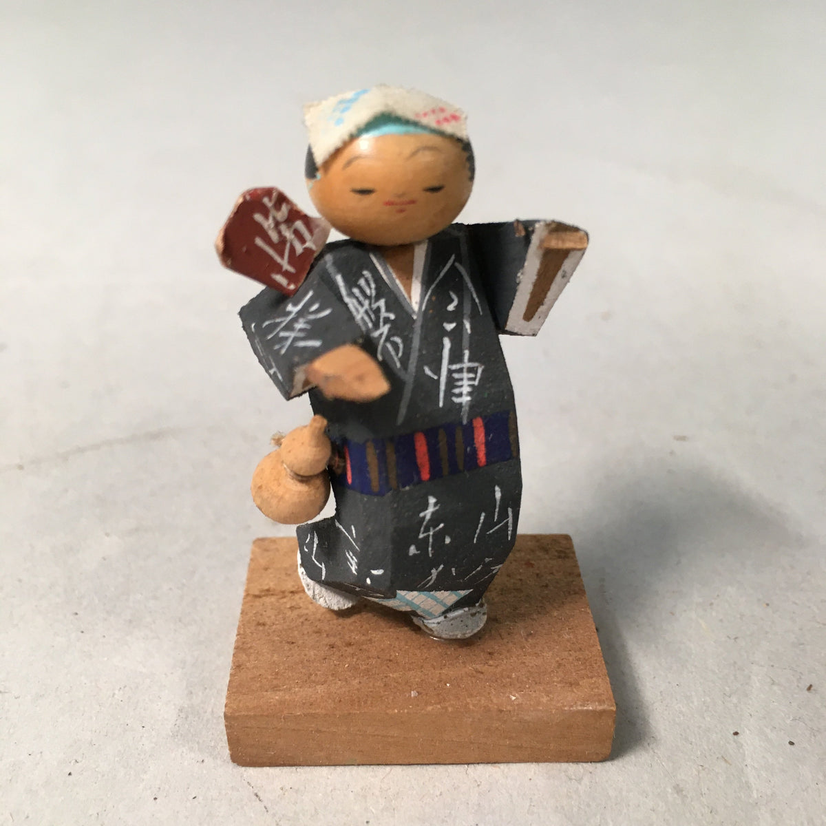 Japanese Kokeshi Doll Vtg Wooden Figurine Kimono Man Dance Festival KF379