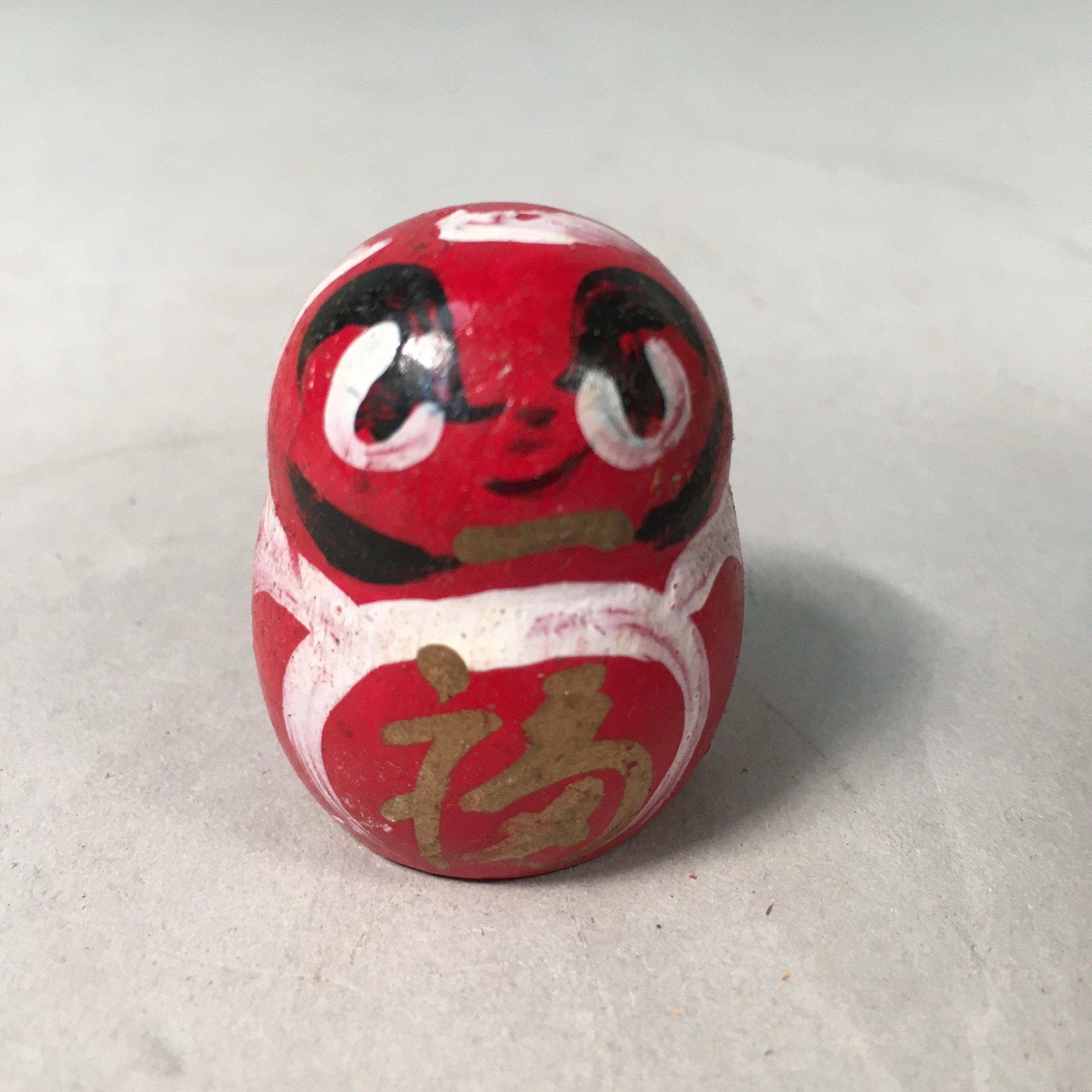 Japanese Kokeshi Doll Vtg Wooden Figurine Red Daruma Fortune Kanji KF385