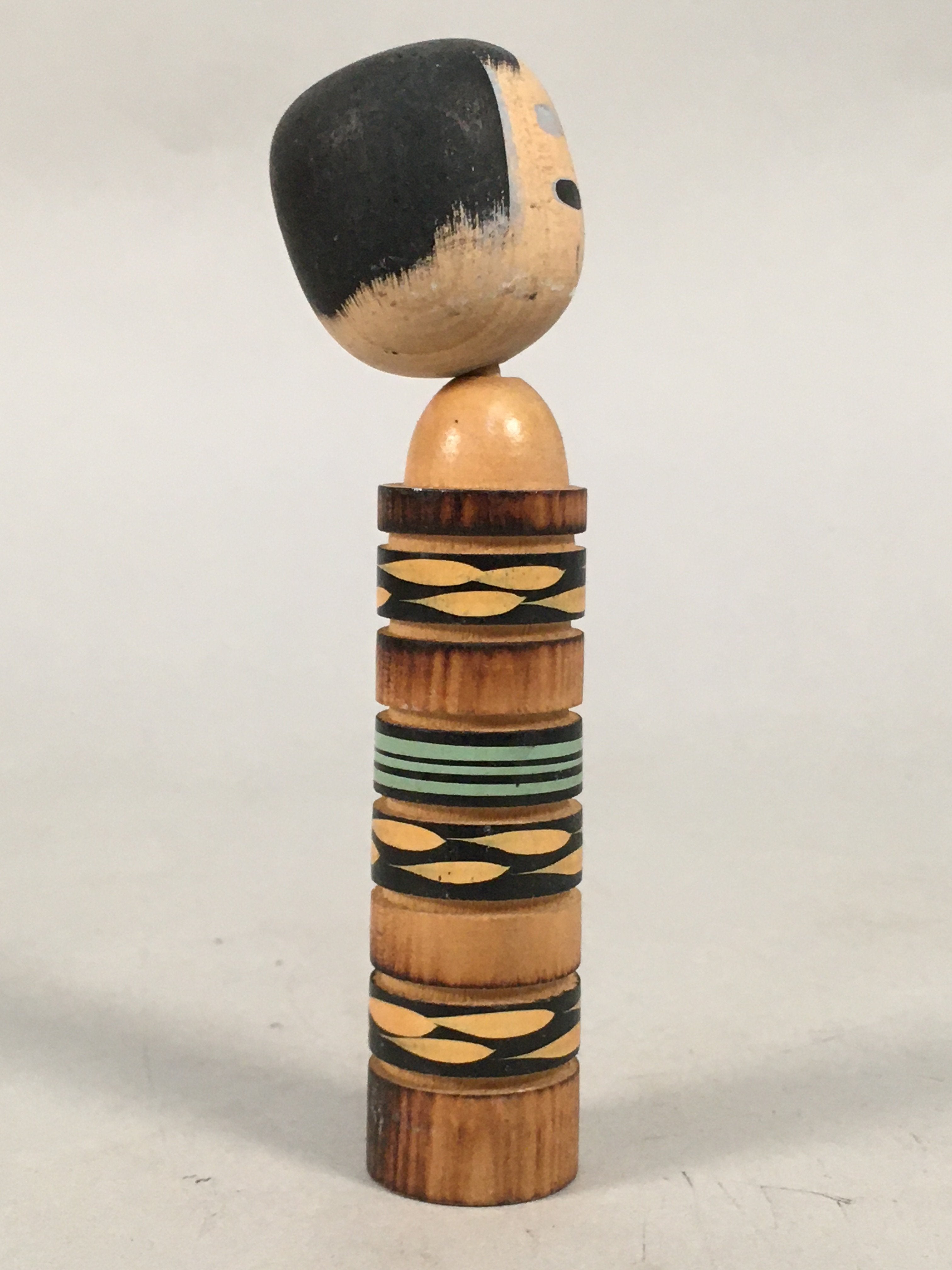 Japanese Kokeshi Doll Vtg Wooden Figurine Wobbly Head Child Kid KF448