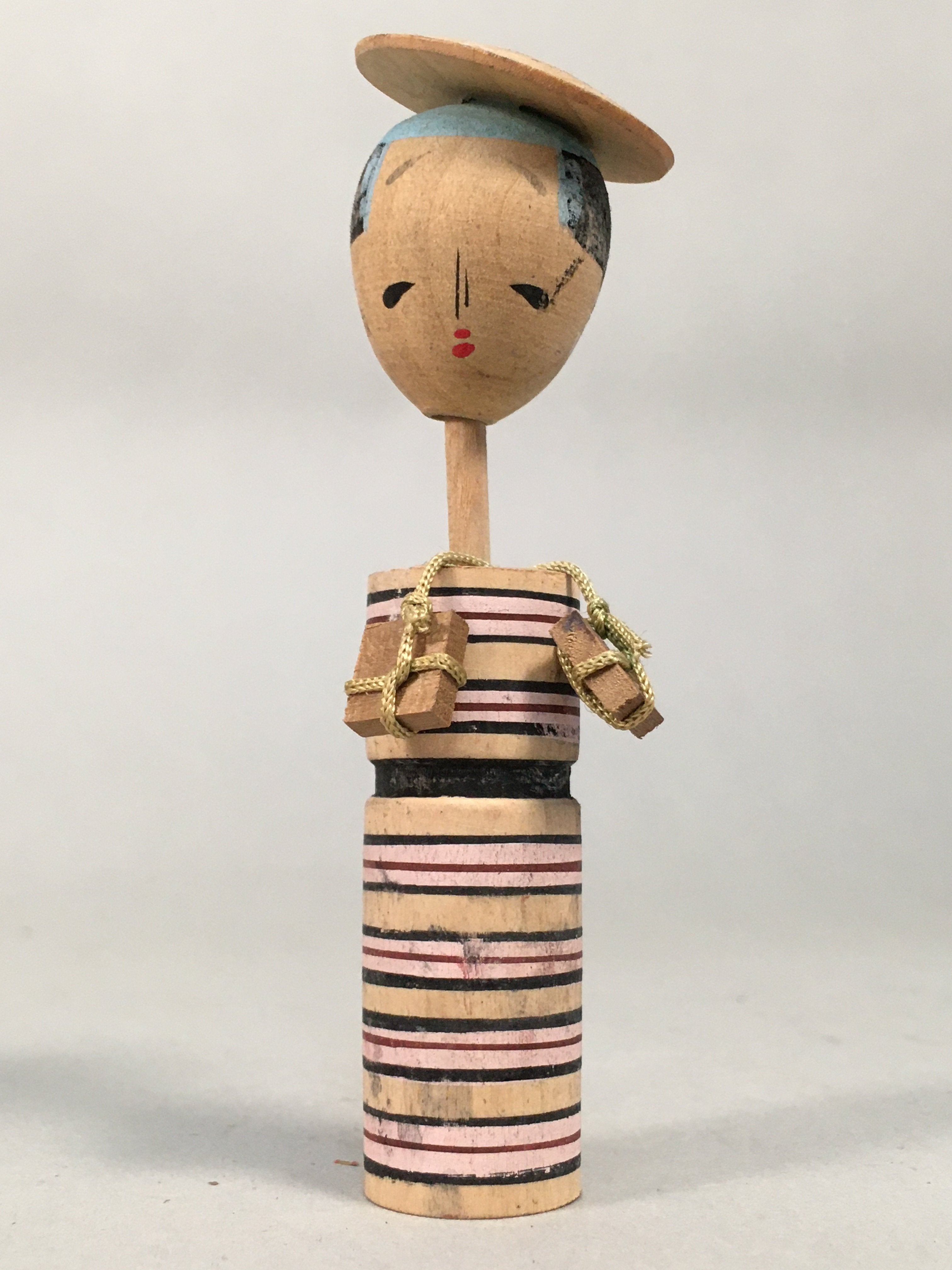 Japanese Kokeshi Doll Vtg Wooden Figurine Wobbly Head Shade Man Kimono KF464