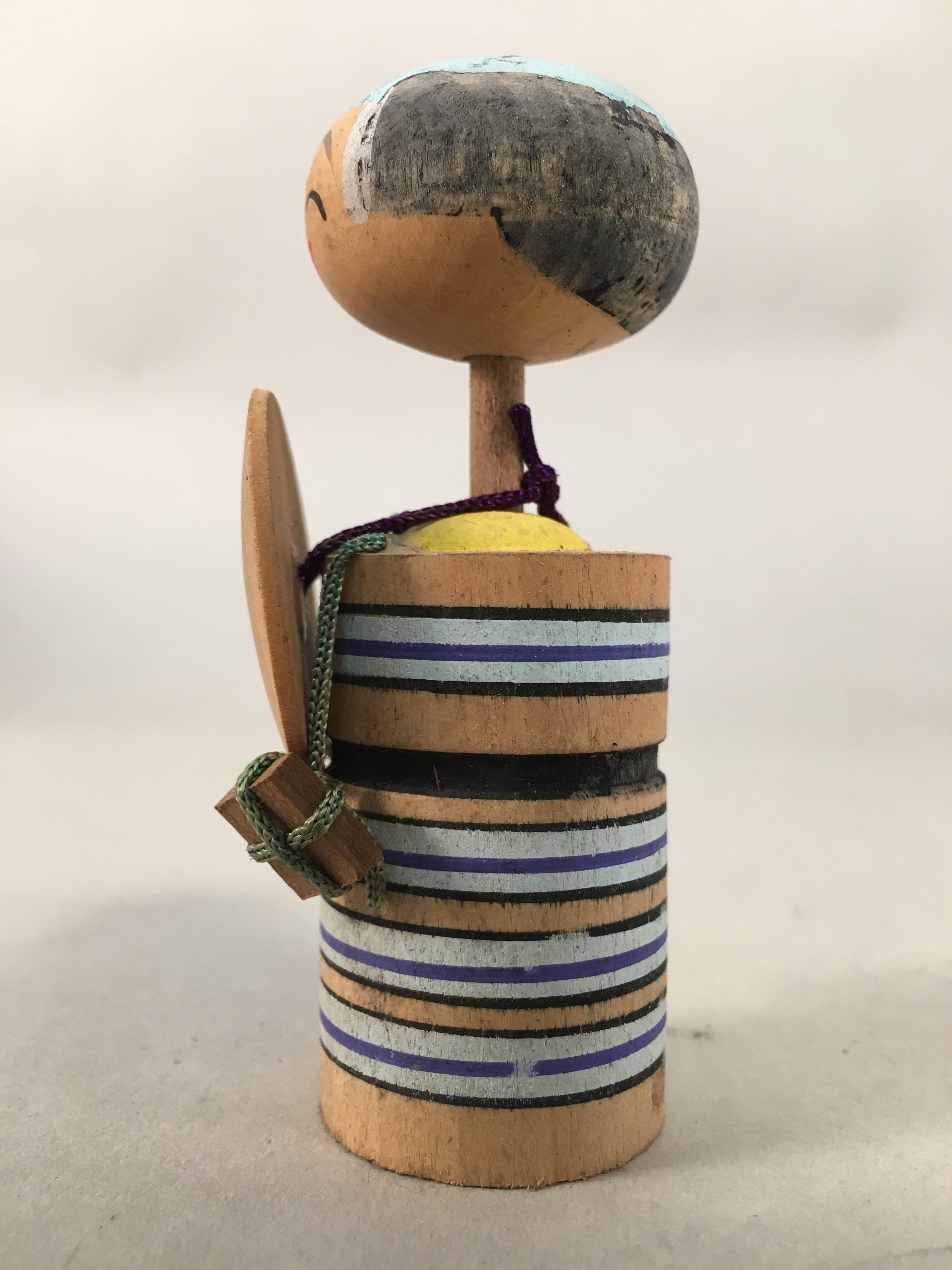 Japanese Kokeshi Doll Vtg Wooden Figurine Wobbly Head Shade Man Kimono KF465