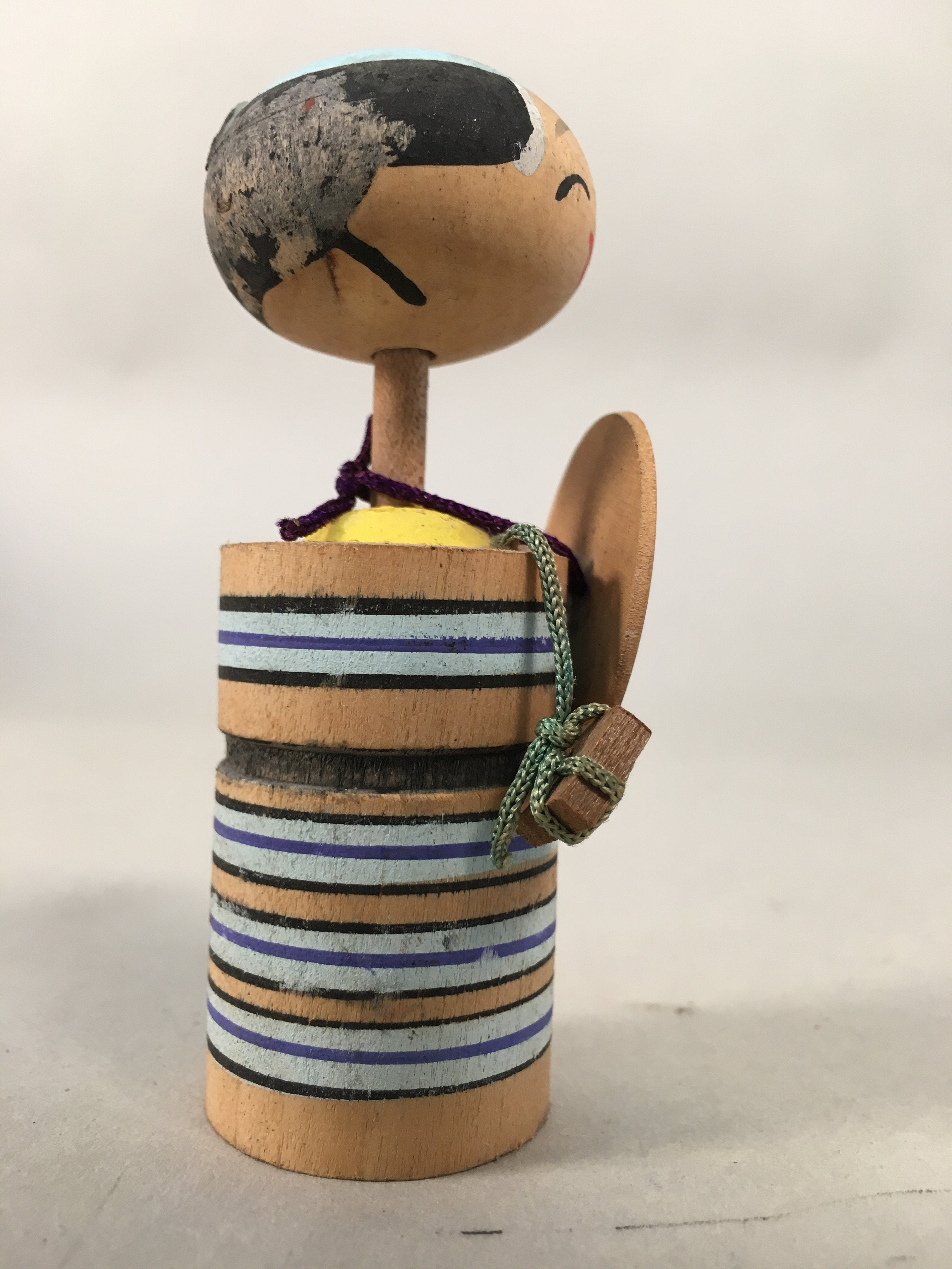 Japanese Kokeshi Doll Vtg Wooden Figurine Wobbly Head Shade Man Kimono KF465