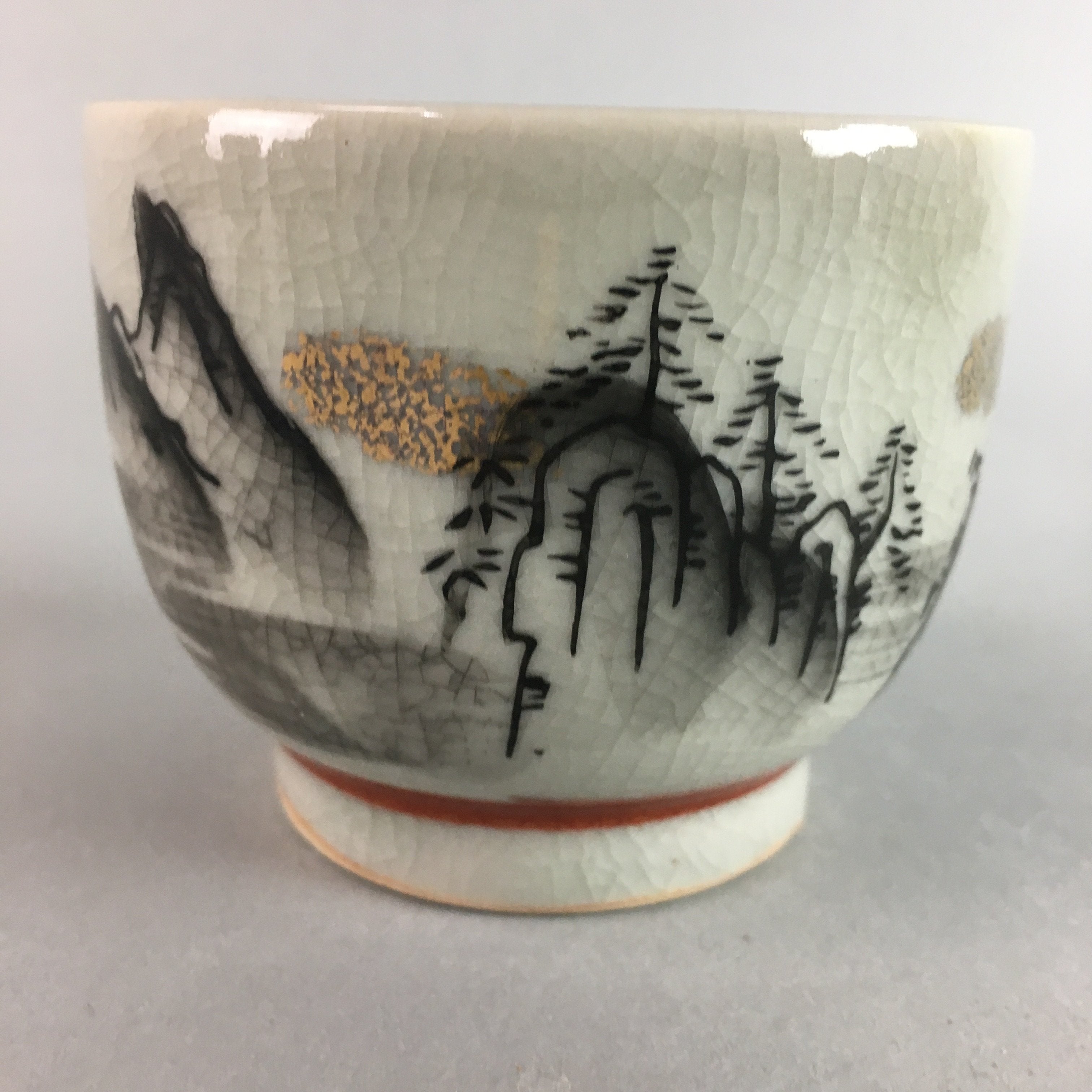 Japanese Kutani Porcelain Teacup Vtg Yunomi Pagoda Mountain Sencha PT624