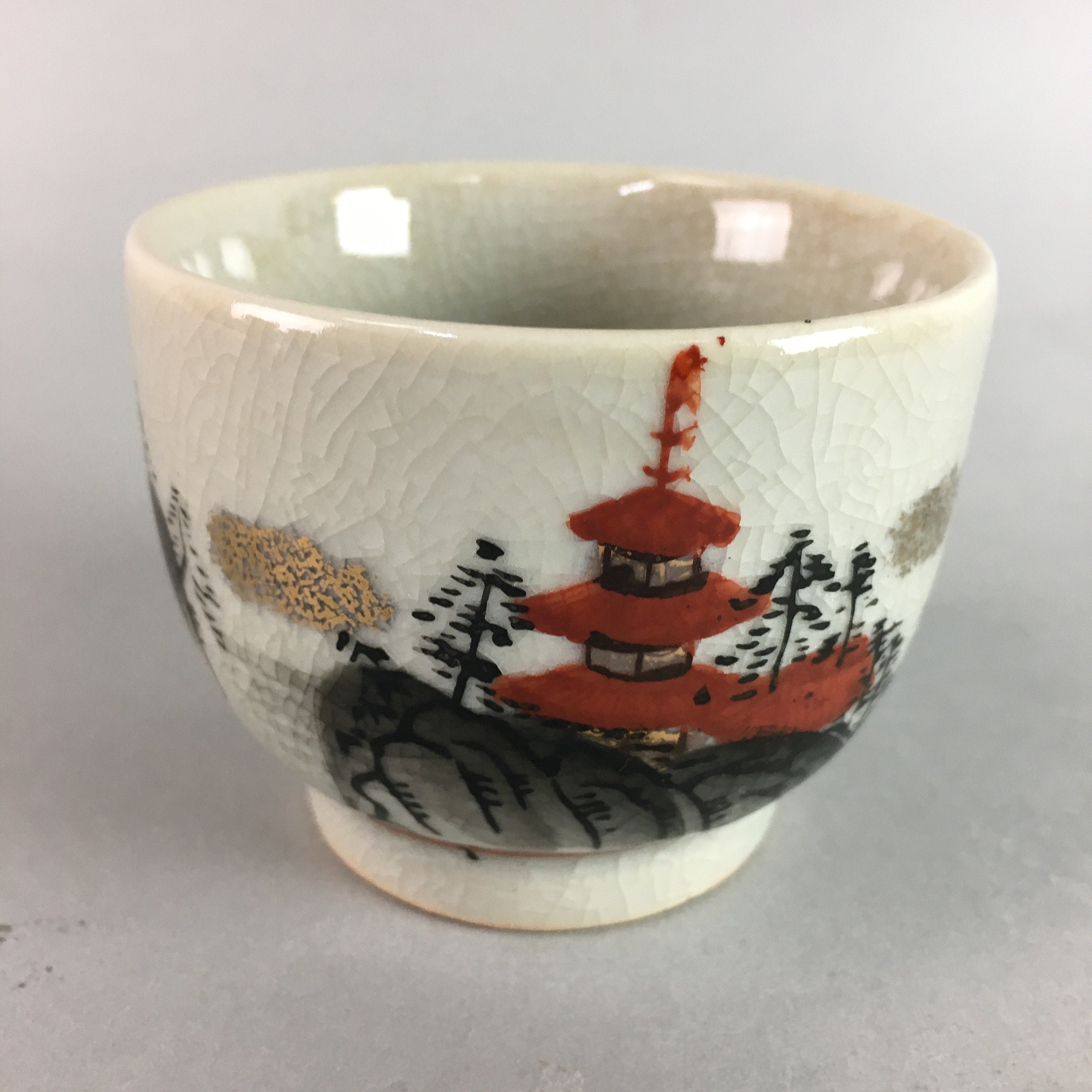 Japanese Kutani Porcelain Teacup Vtg Yunomi Pagoda Mountain Sencha PT626