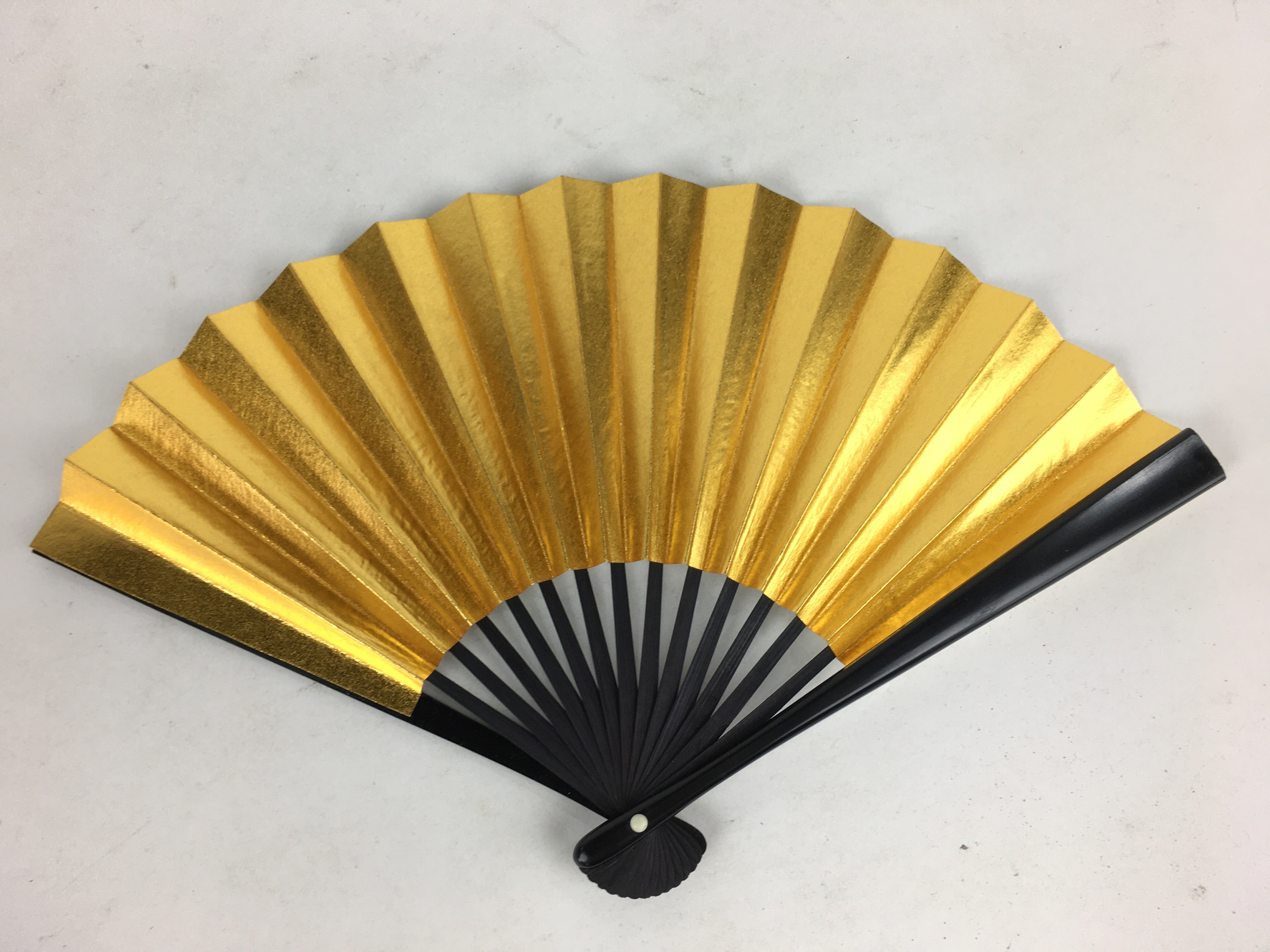 Japanese Lacquered Folding Fan Vtg Sensu Gold Silver Paper Bamboo Frame 4D555