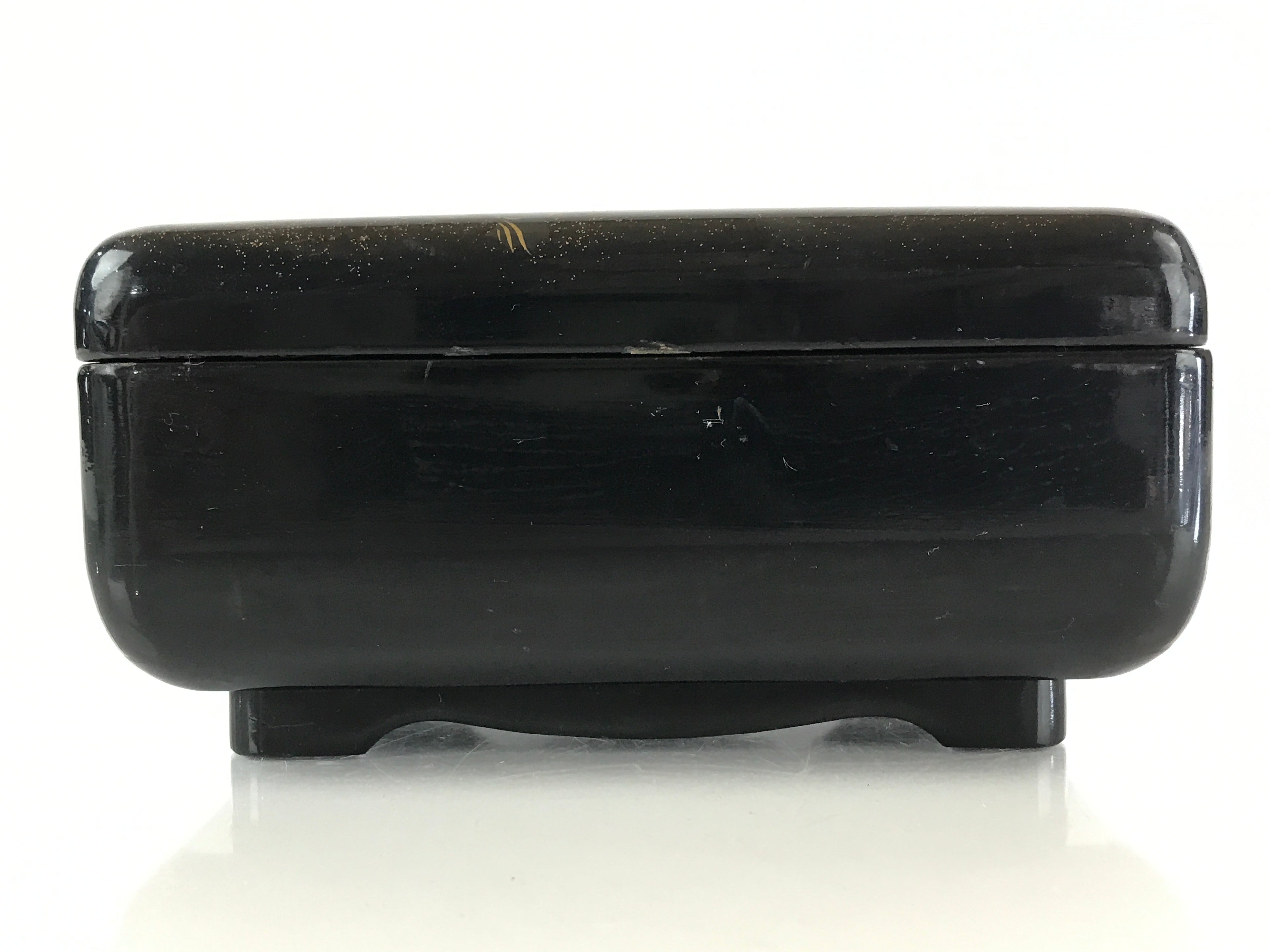 Japanese Lacquered Wooden Lidded Bento Box Vtg Maki-e Jubako UR821