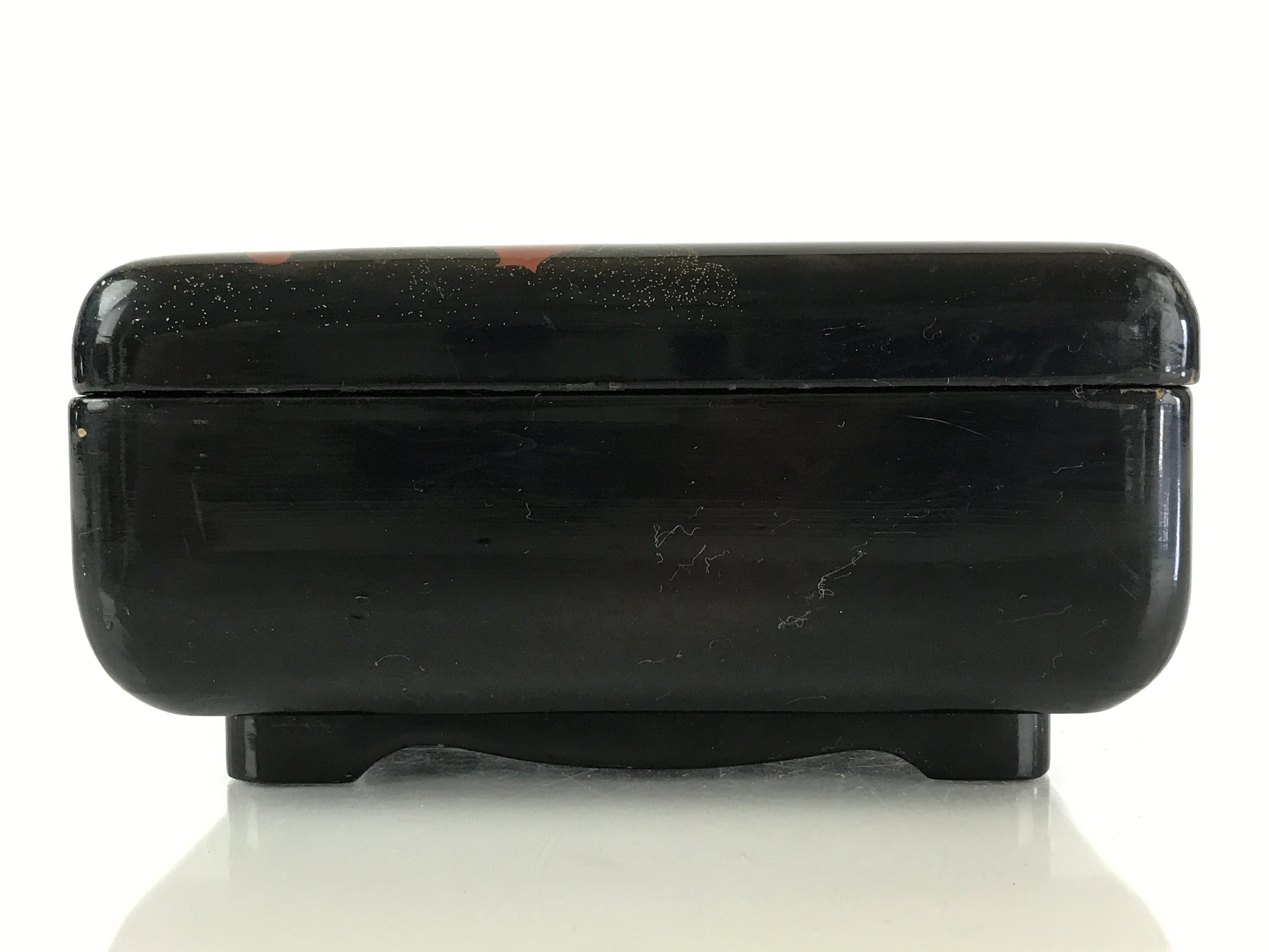 Japanese Lacquered Wooden Lidded Bento Box Vtg Maki-e Jubako UR821