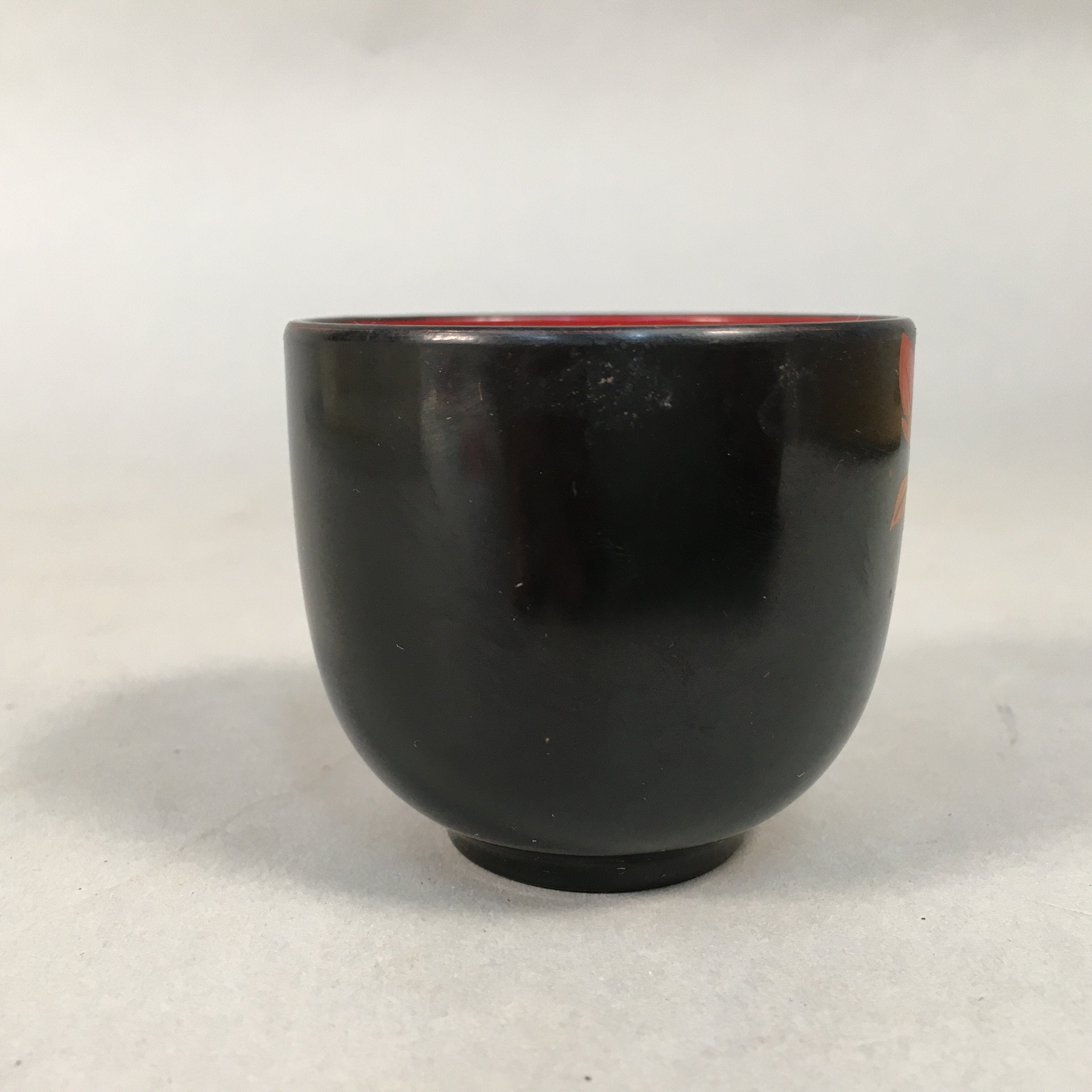 Japanese Lacquerware Sake Cup Guinomi Sakazuki Vtg Replica Black Peony GU840